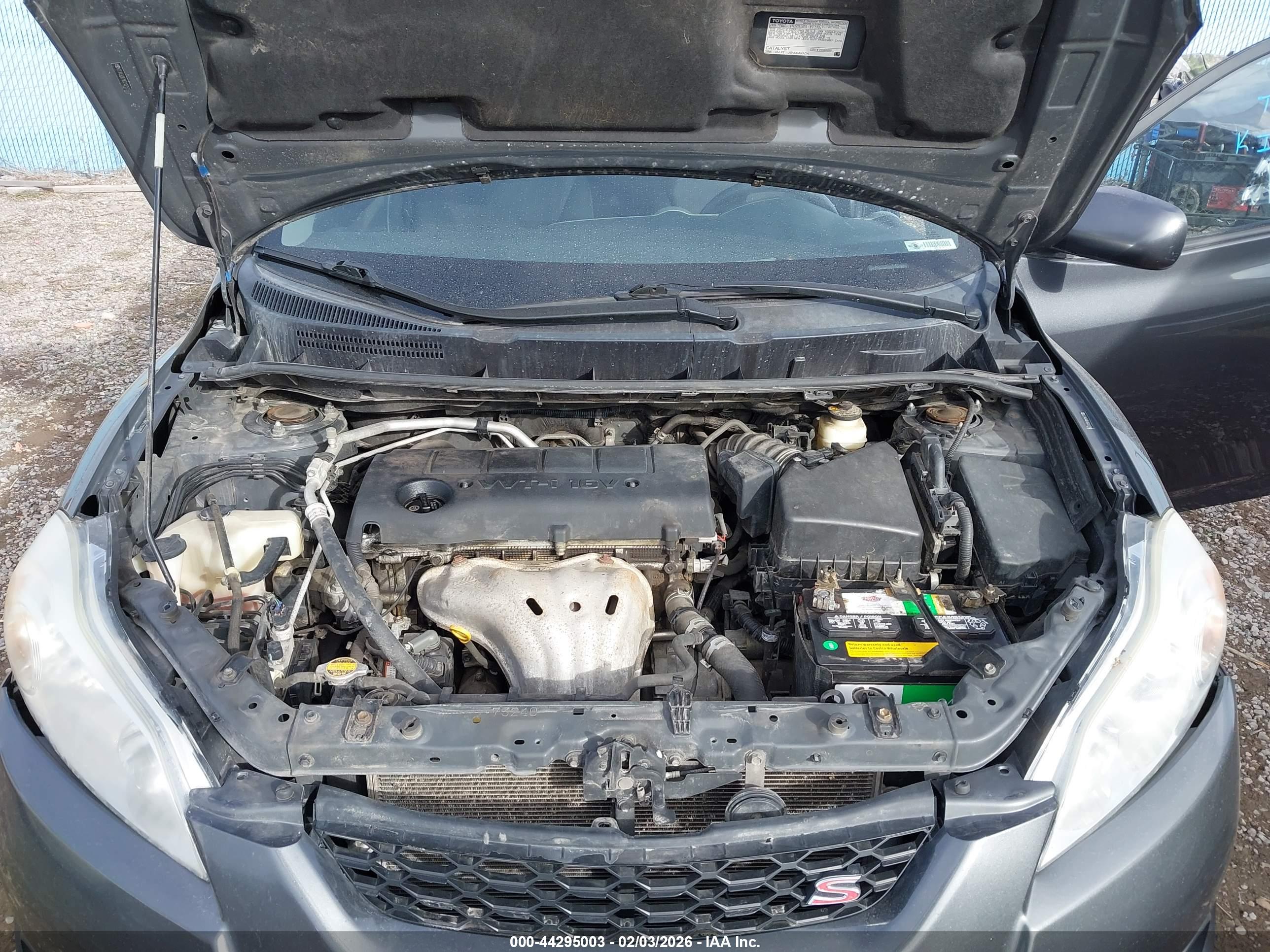 TOYOTA MATRIX image 10
