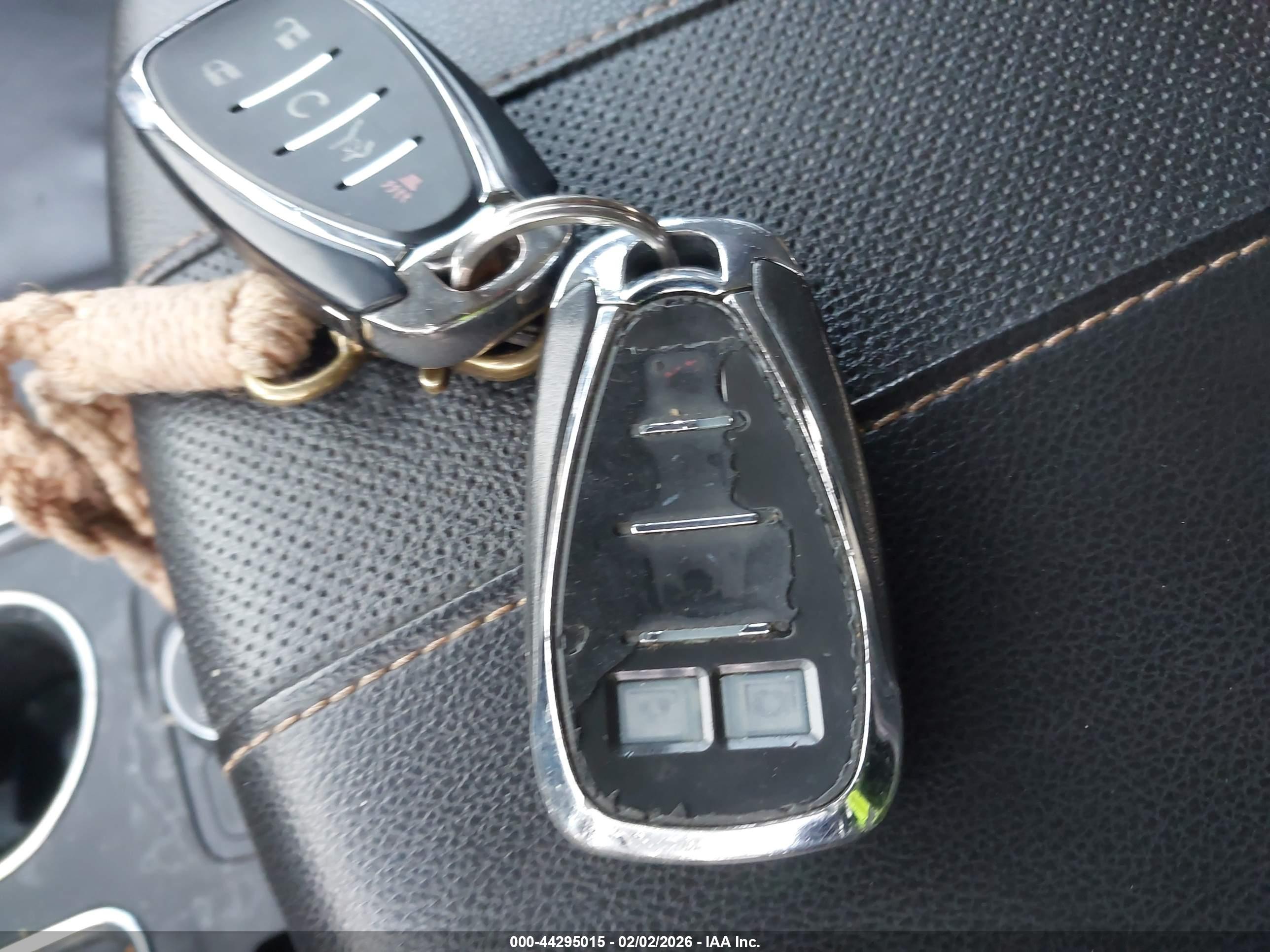 CHEVROLET TRAVERSE image 11