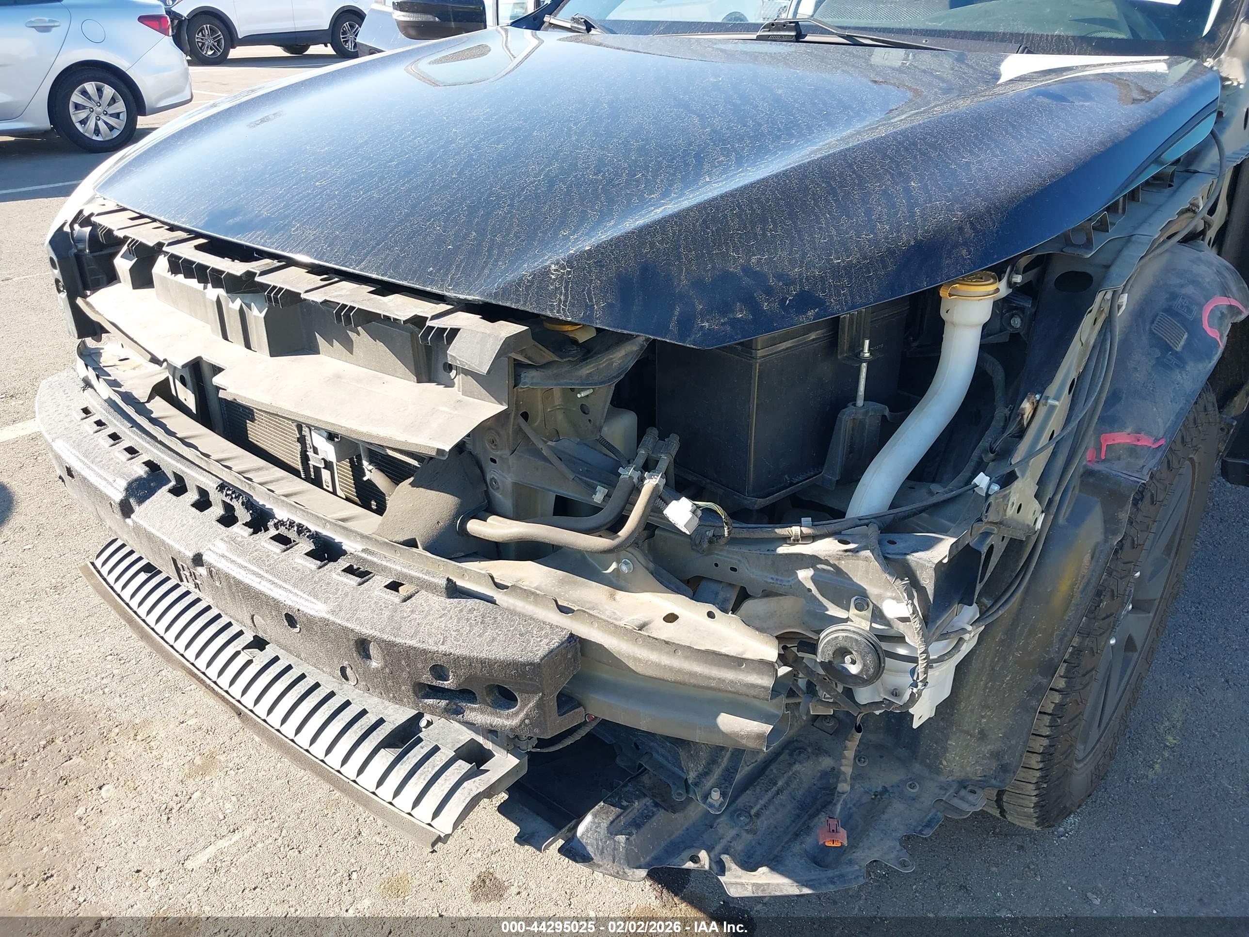 SUBARU OUTBACK image 6