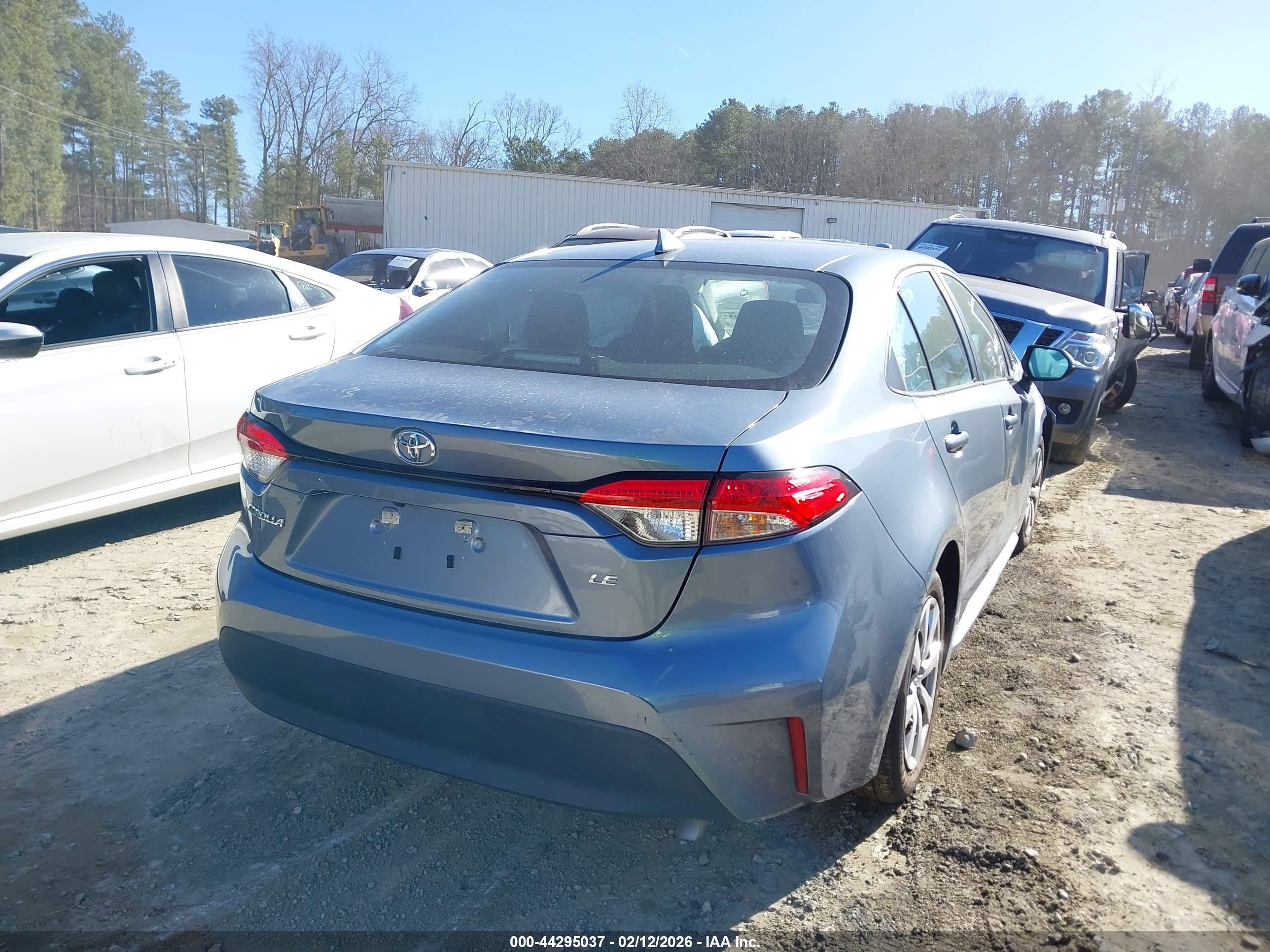 TOYOTA COROLLA image 4
