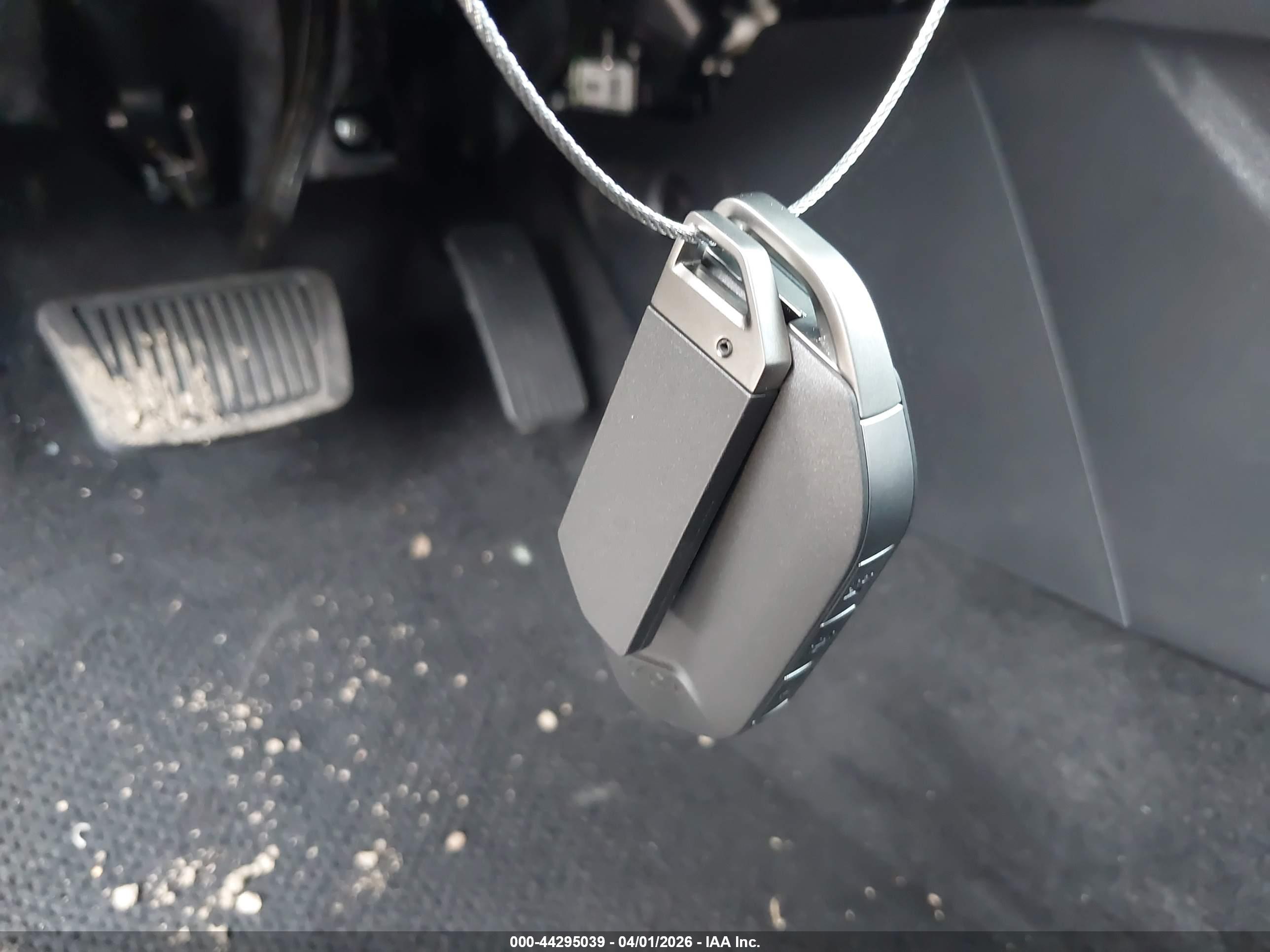 KIA K4 image 11