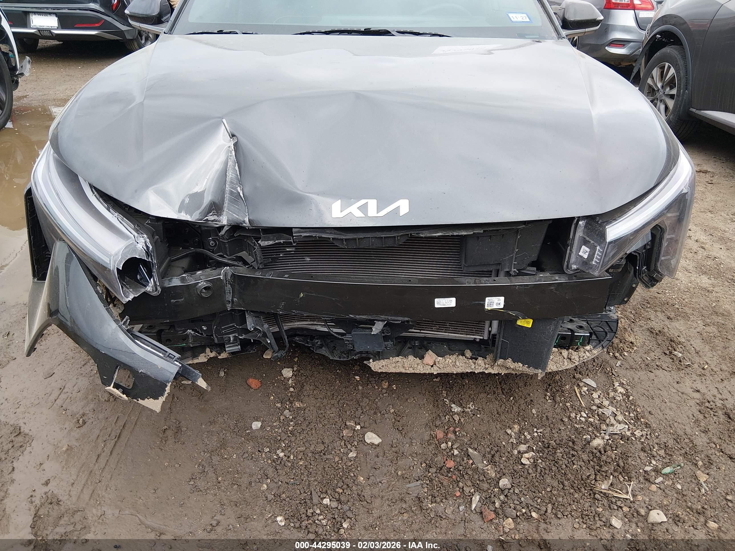 KIA K4 image 6