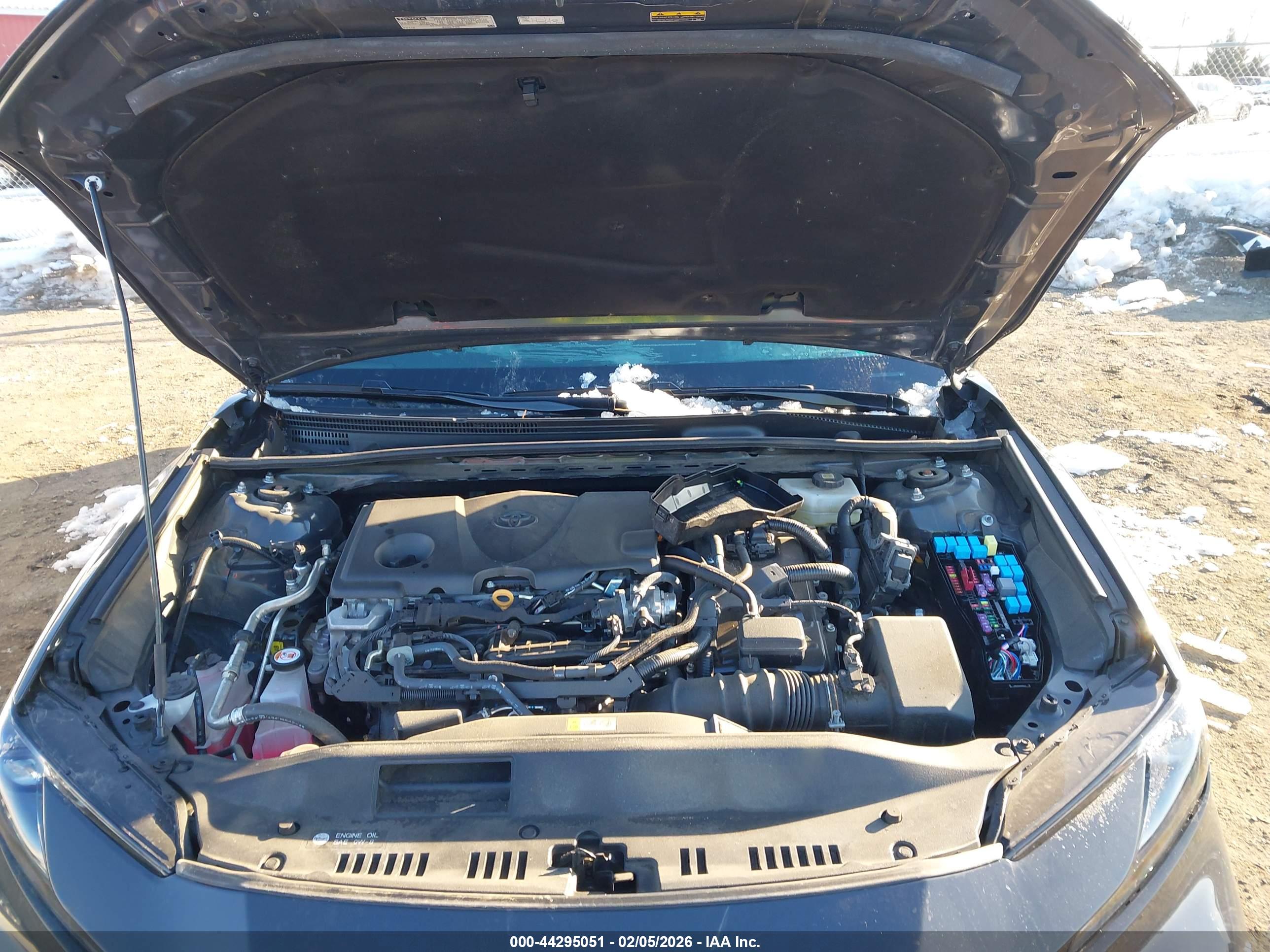 TOYOTA CAMRY image 10