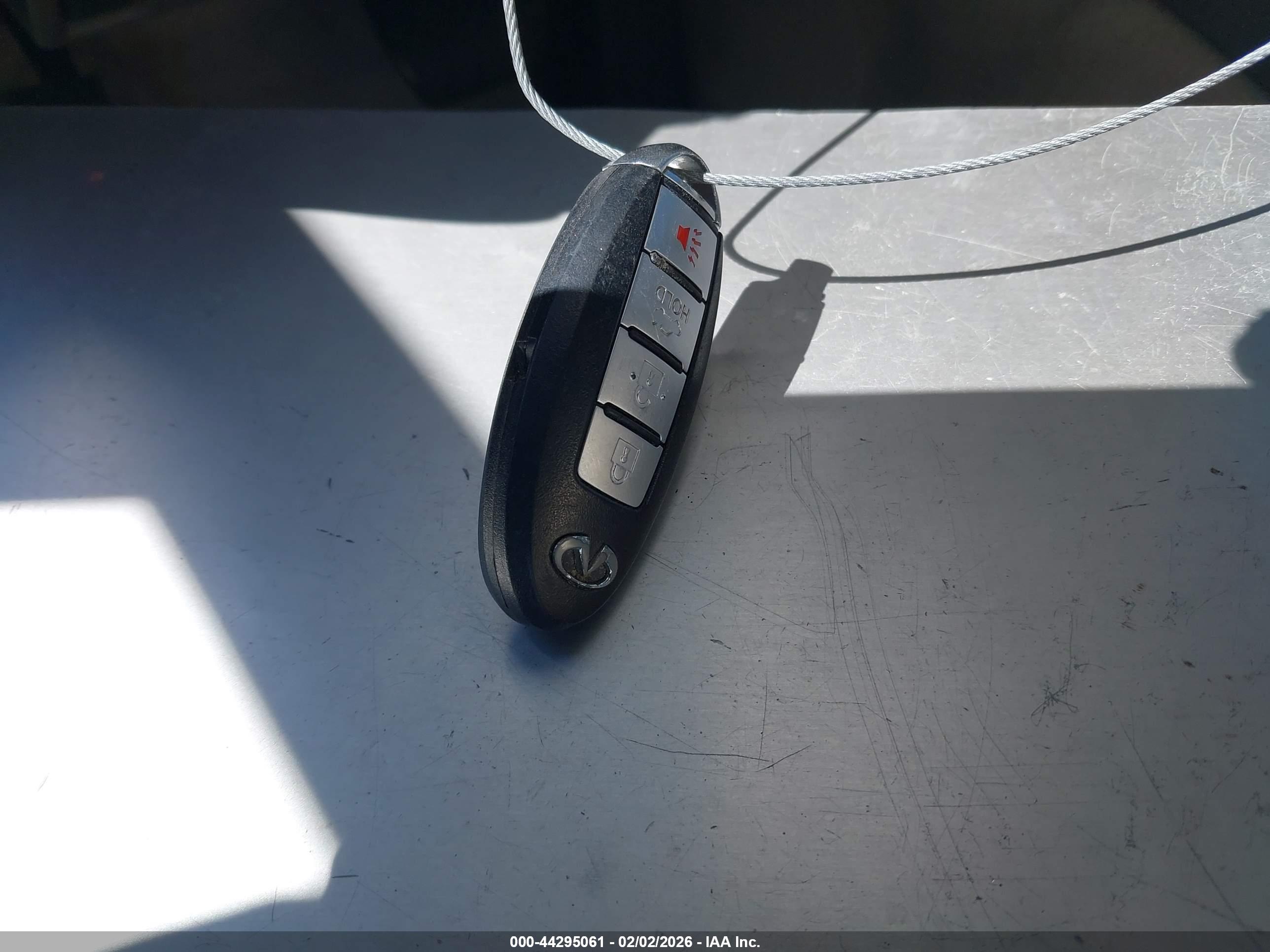 INFINITI G37 image 11