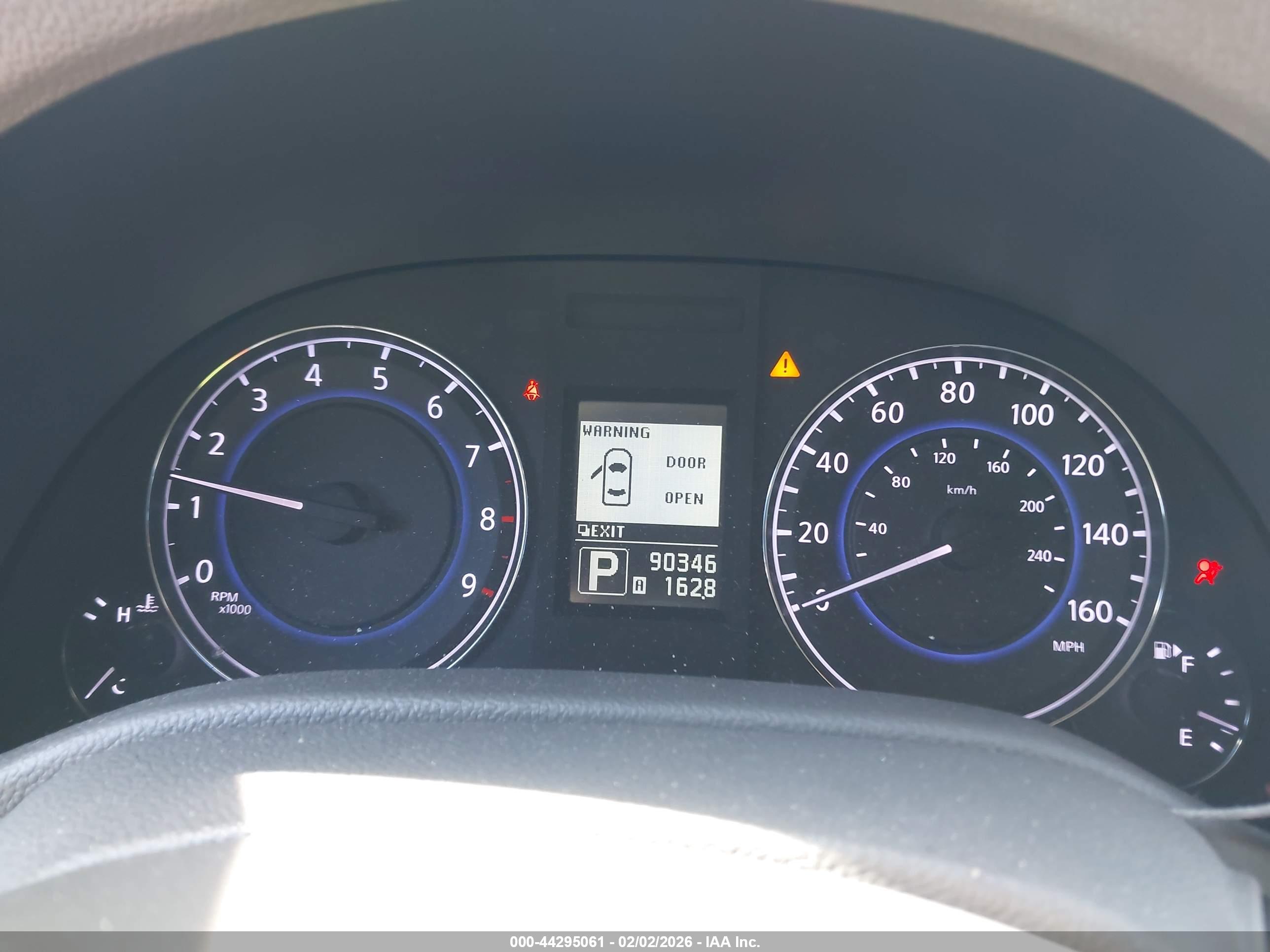 INFINITI G37 image 7