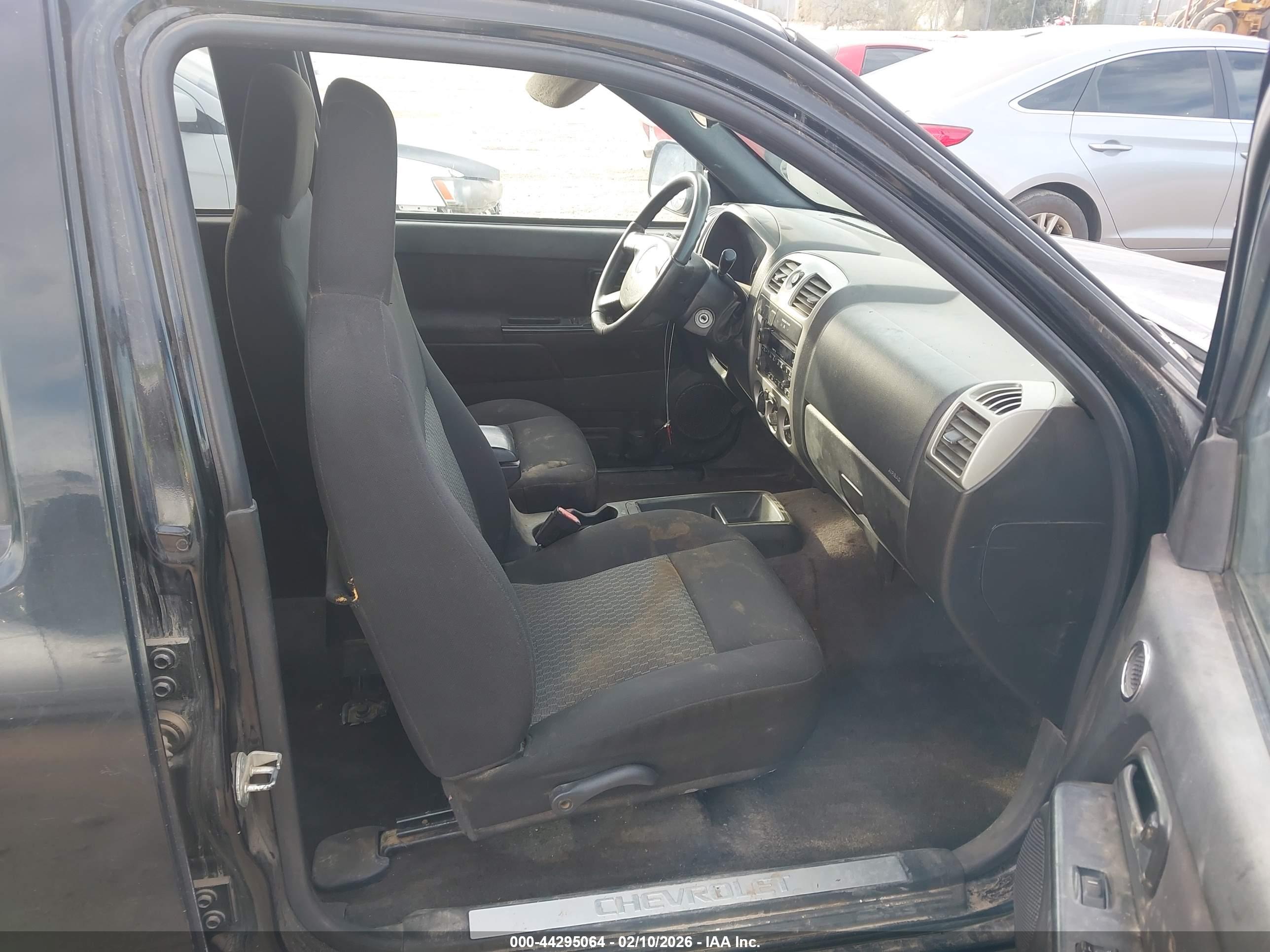 CHEVROLET COLORADO image 5