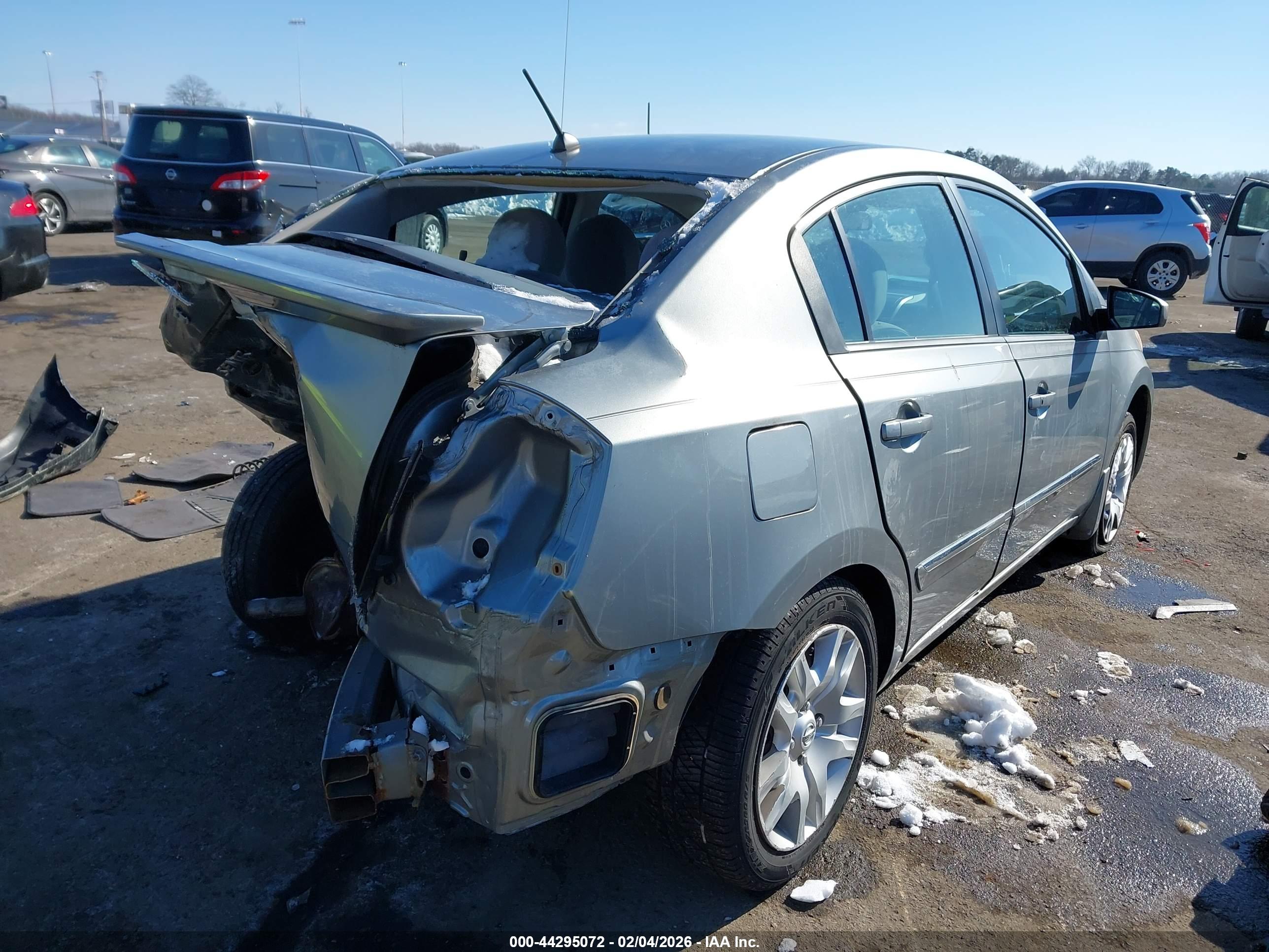 NISSAN SENTRA image 4