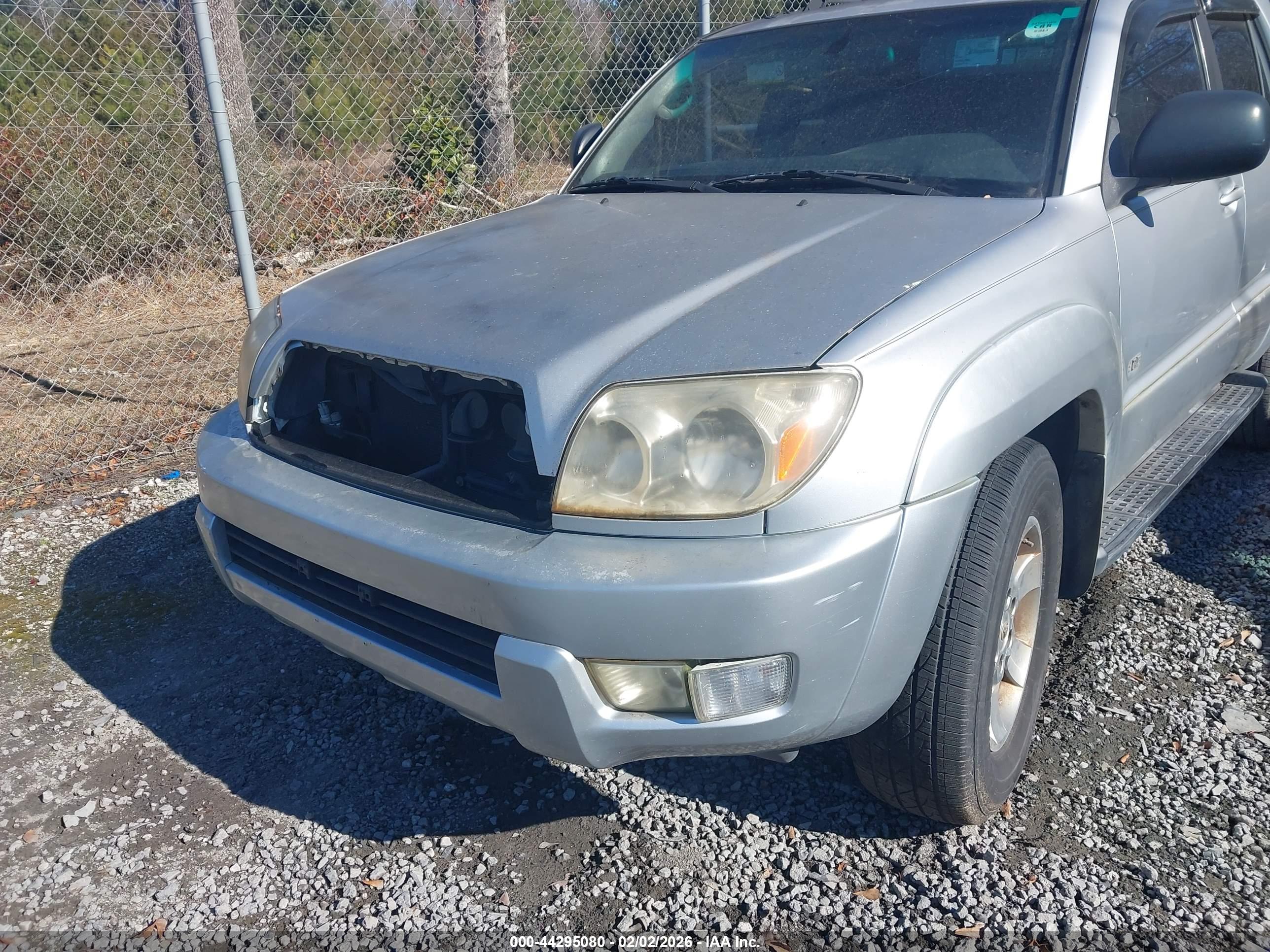 TOYOTA 4RUNNER image 6
