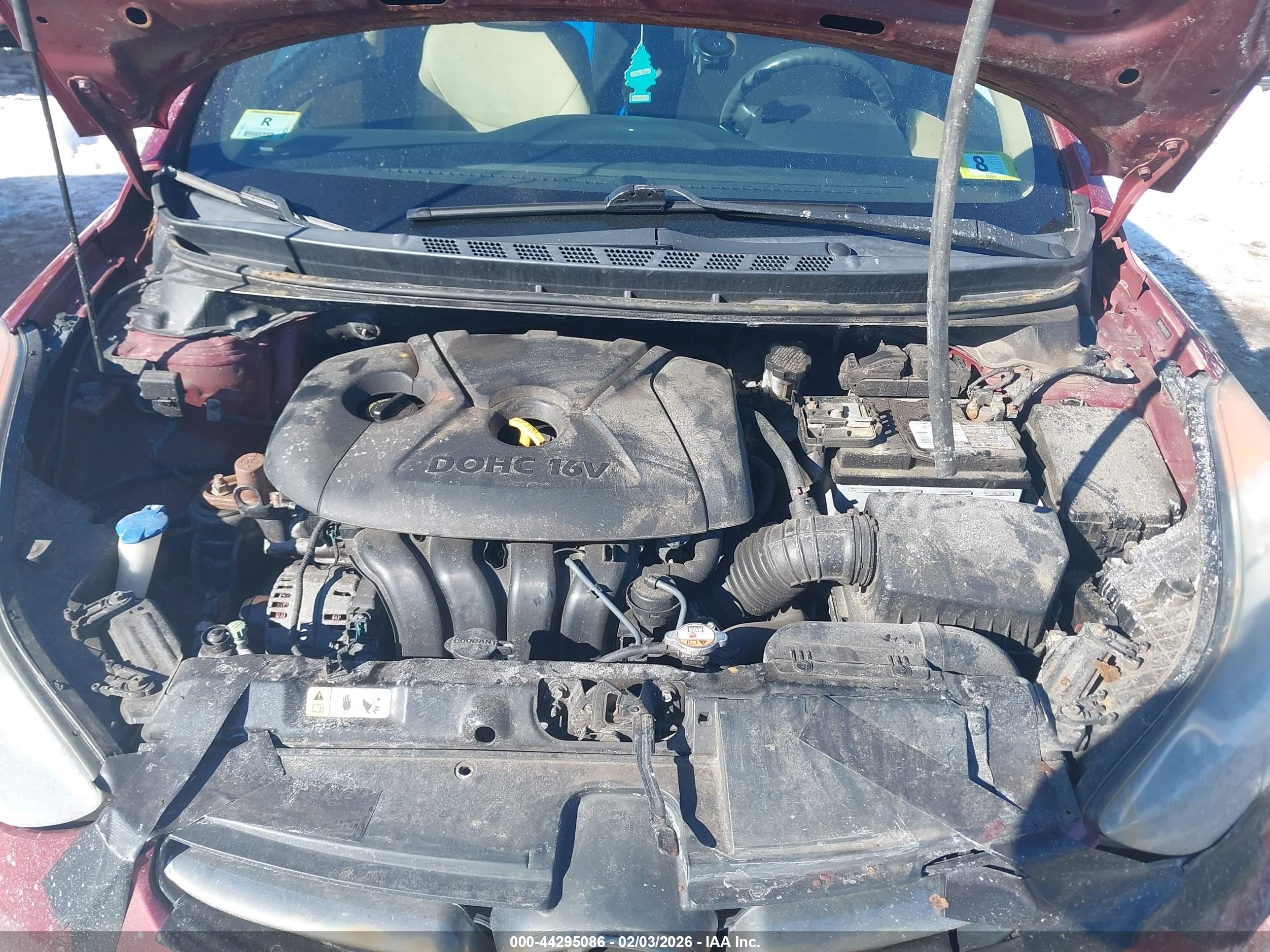 HYUNDAI ELANTRA image 10
