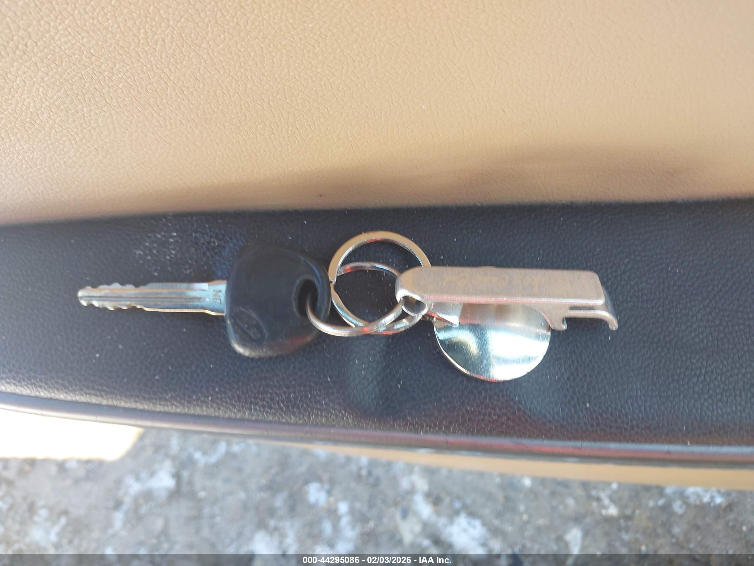 HYUNDAI ELANTRA image 11
