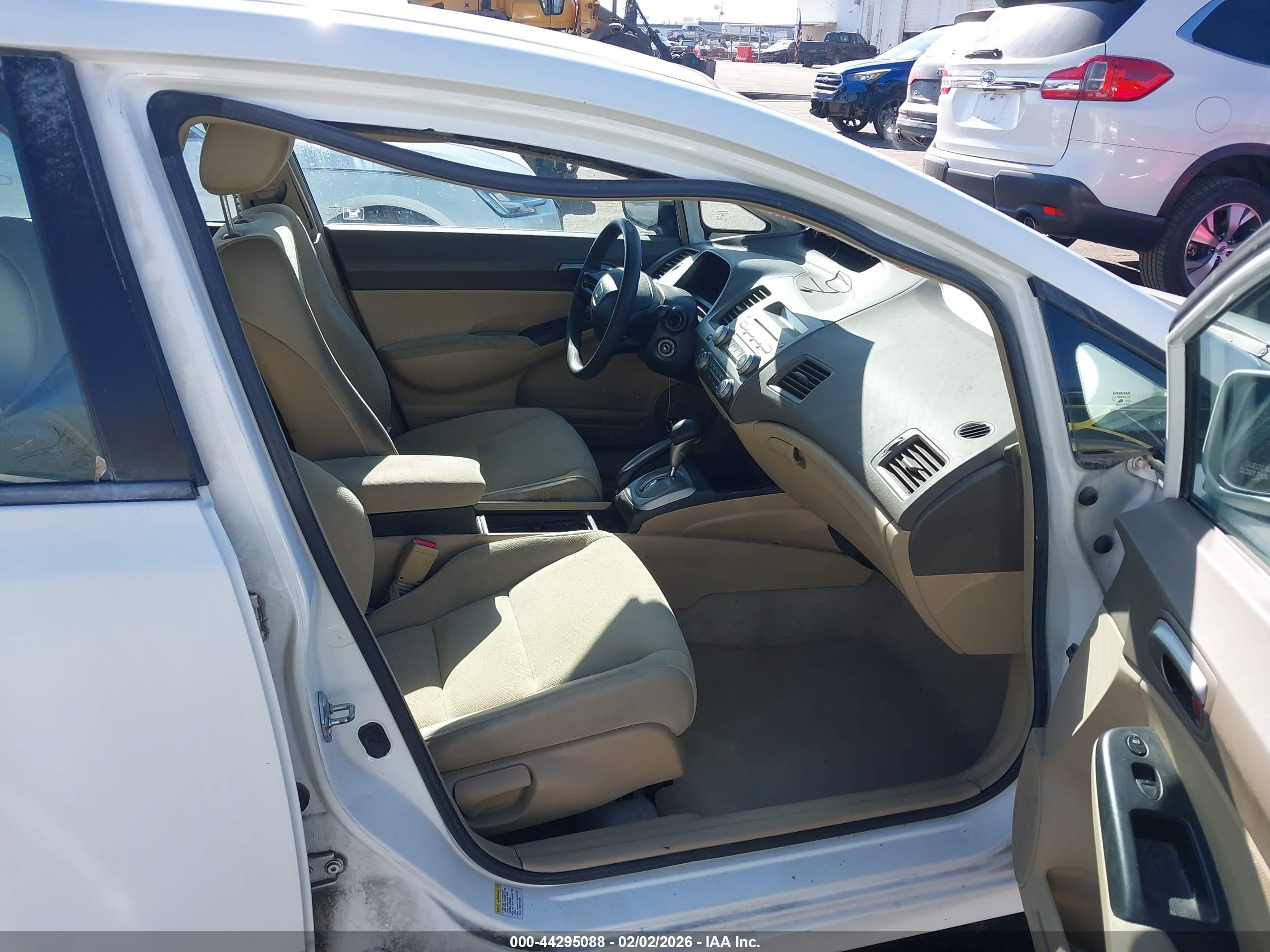 HONDA CIVIC image 5