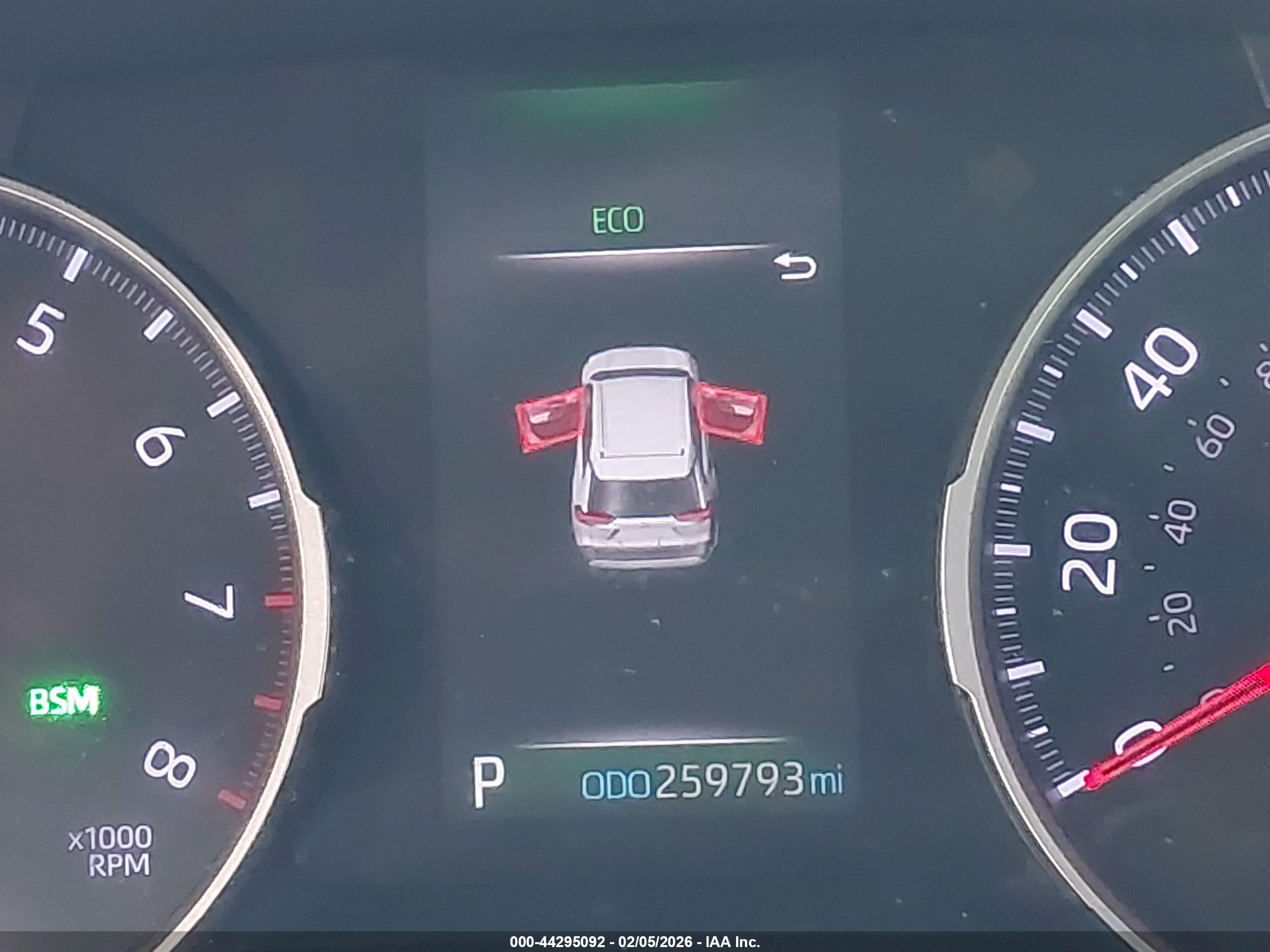 TOYOTA RAV4 image 7