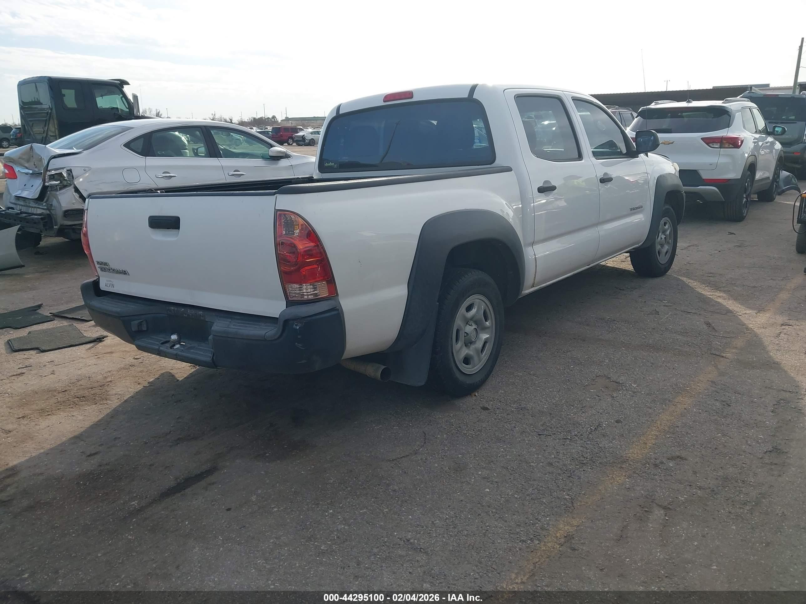 TOYOTA TACOMA image 4