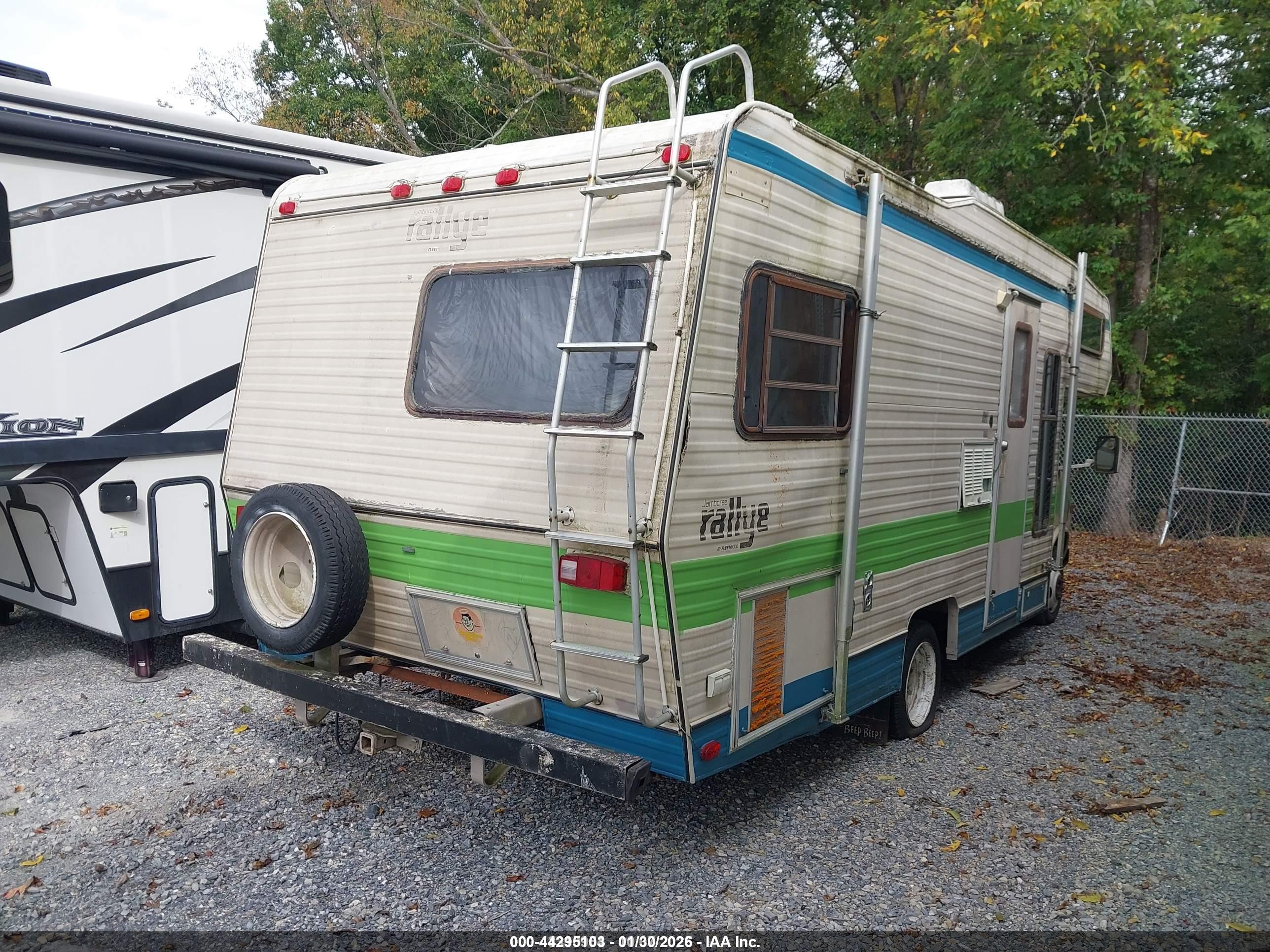 CHEVROLET G30 image 4