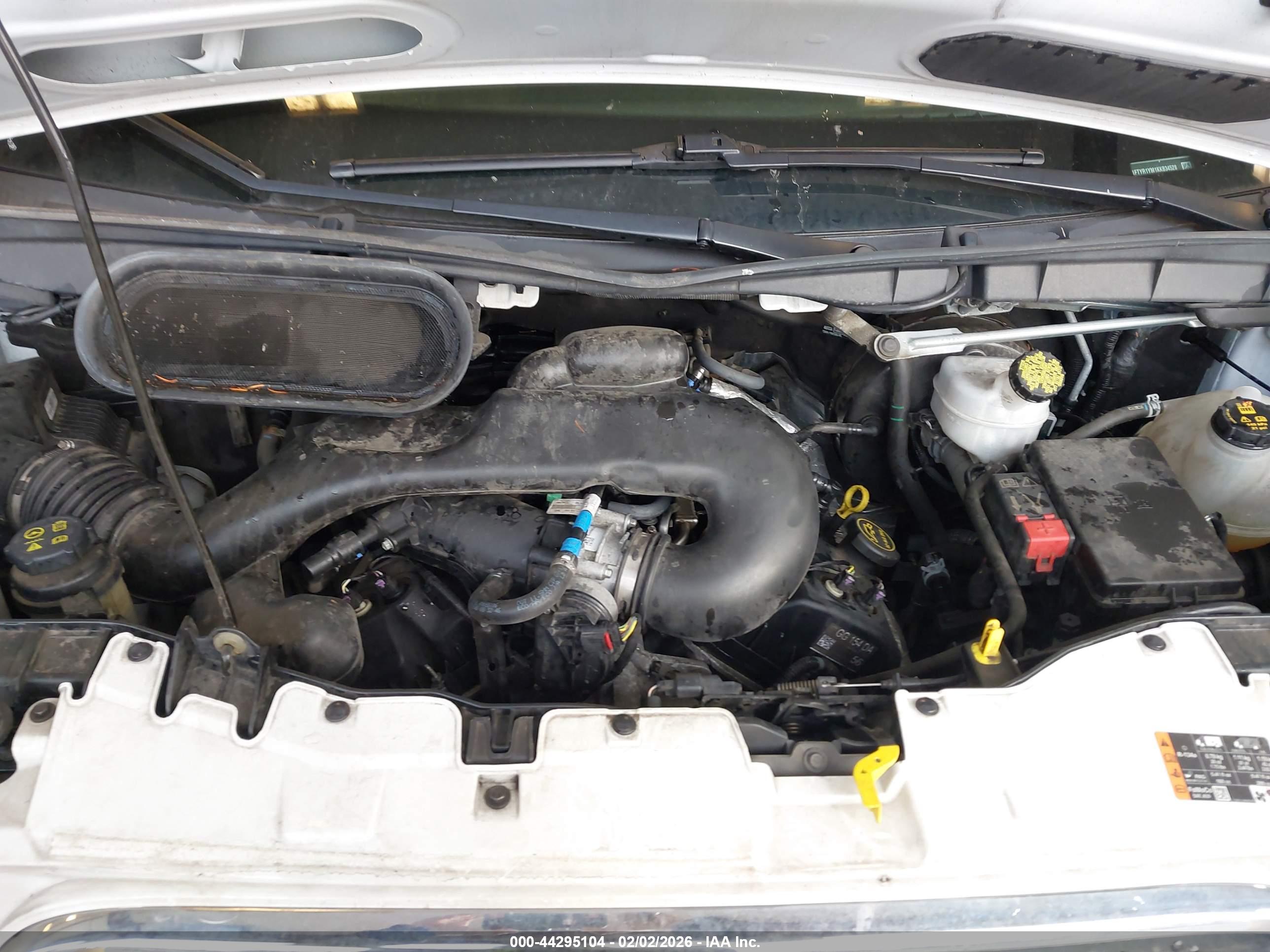 FORD TRANSIT-250 image 10