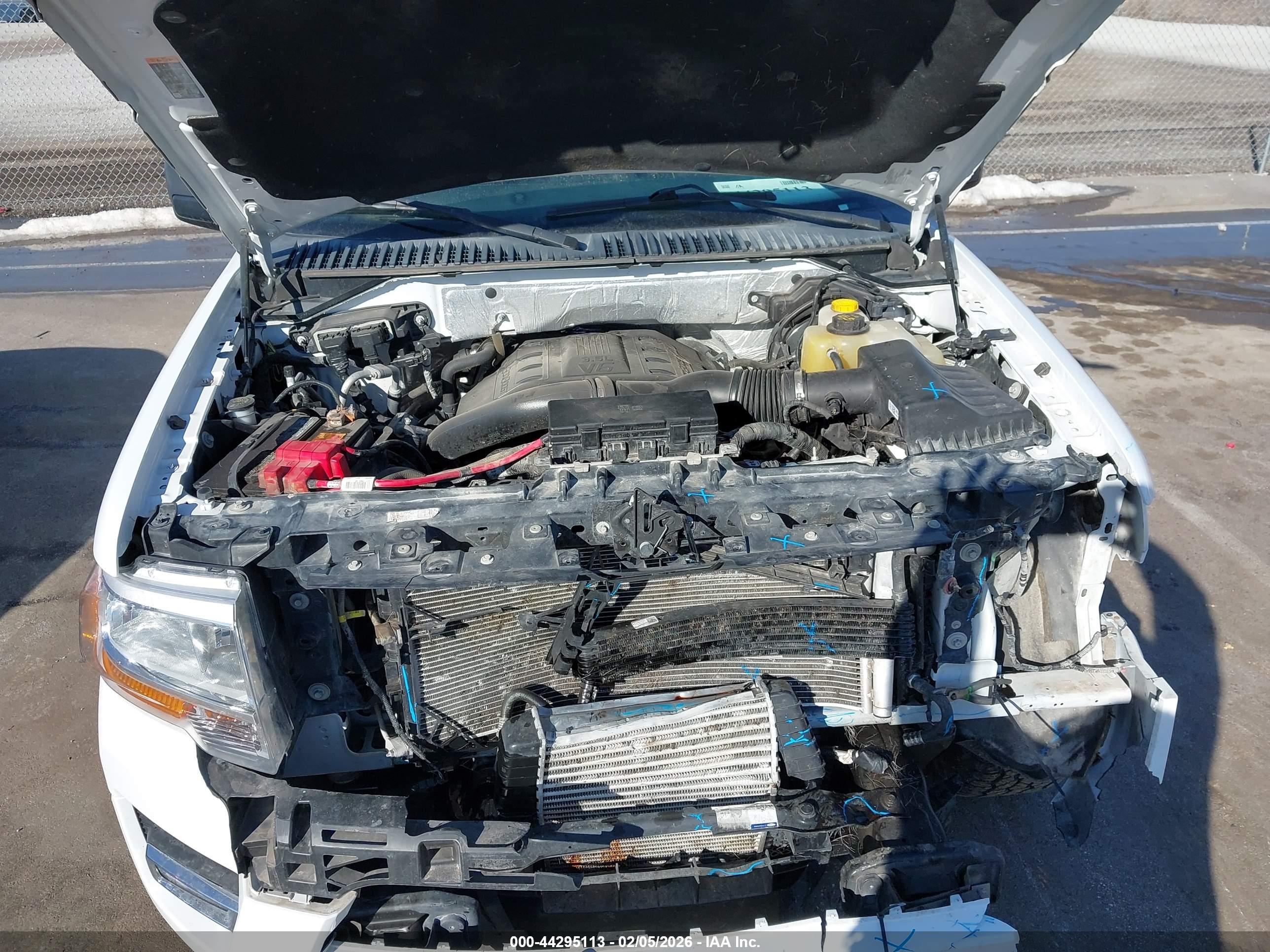 FORD EXPEDITION image 10