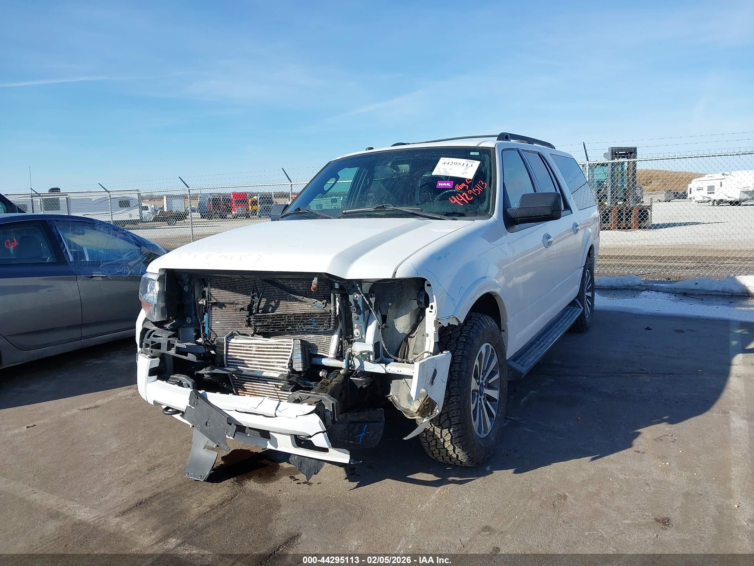 FORD EXPEDITION image 6