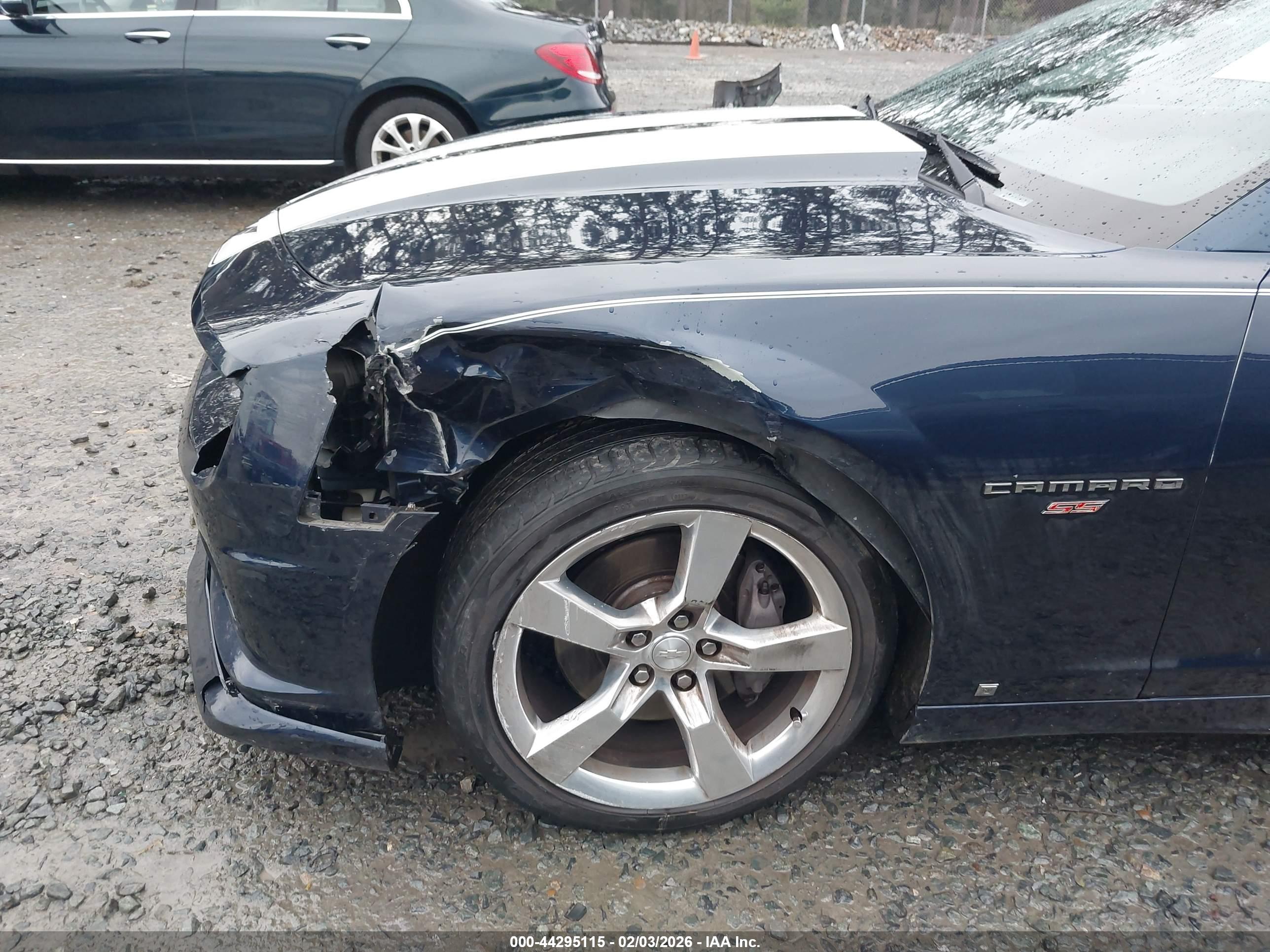 CHEVROLET CAMARO image 6