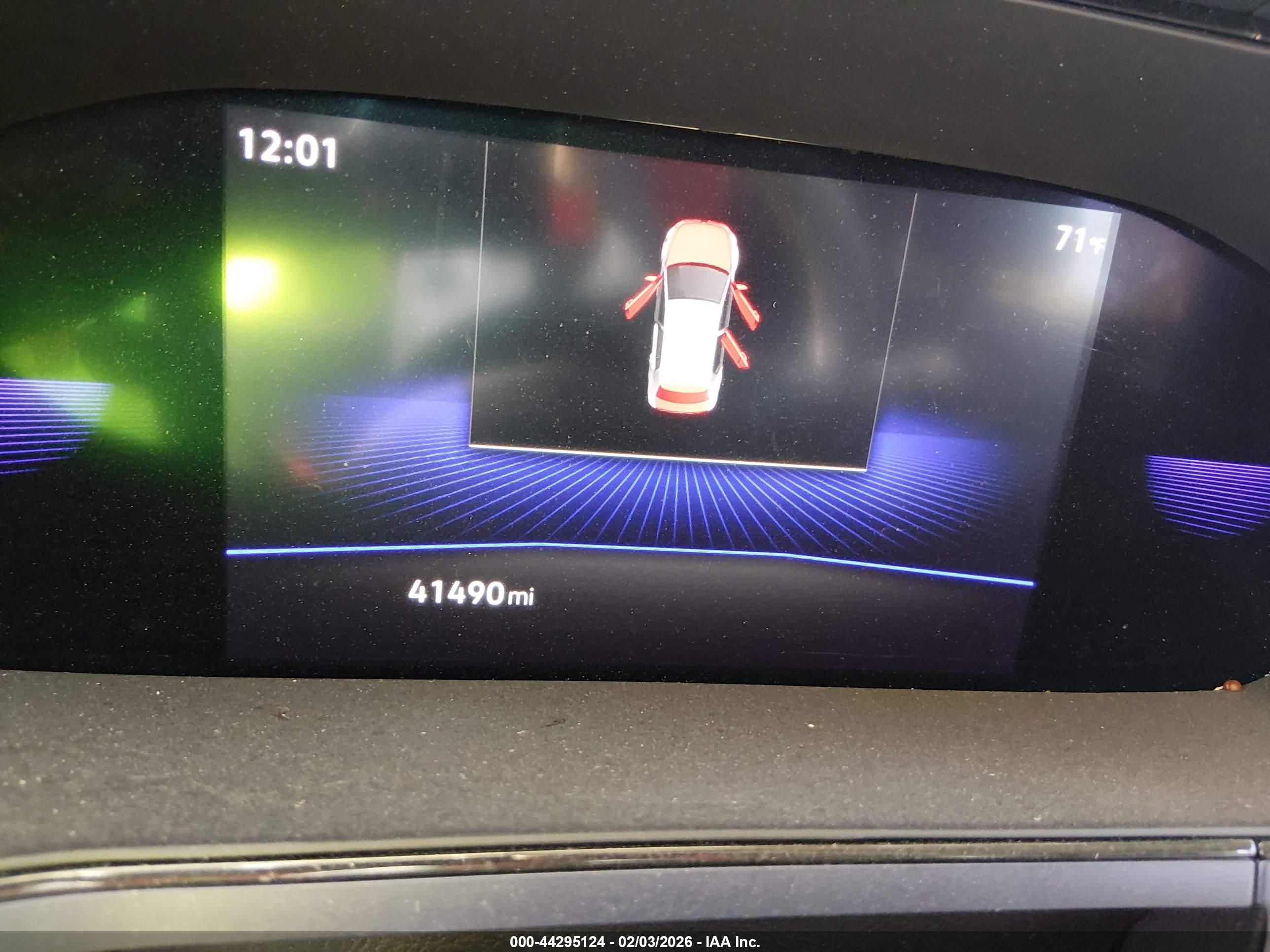 VOLKSWAGEN TAOS image 7