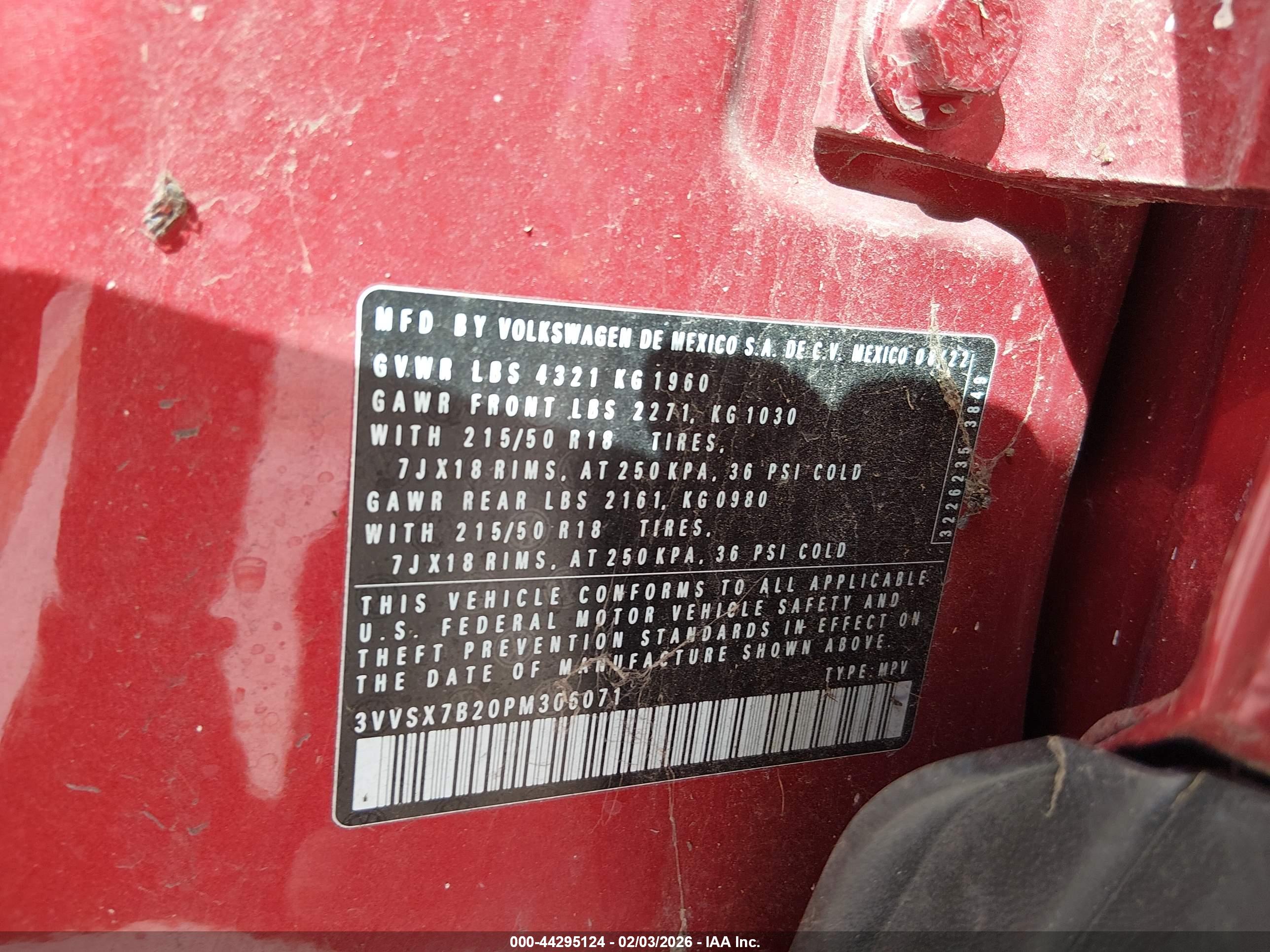 VOLKSWAGEN TAOS image 9