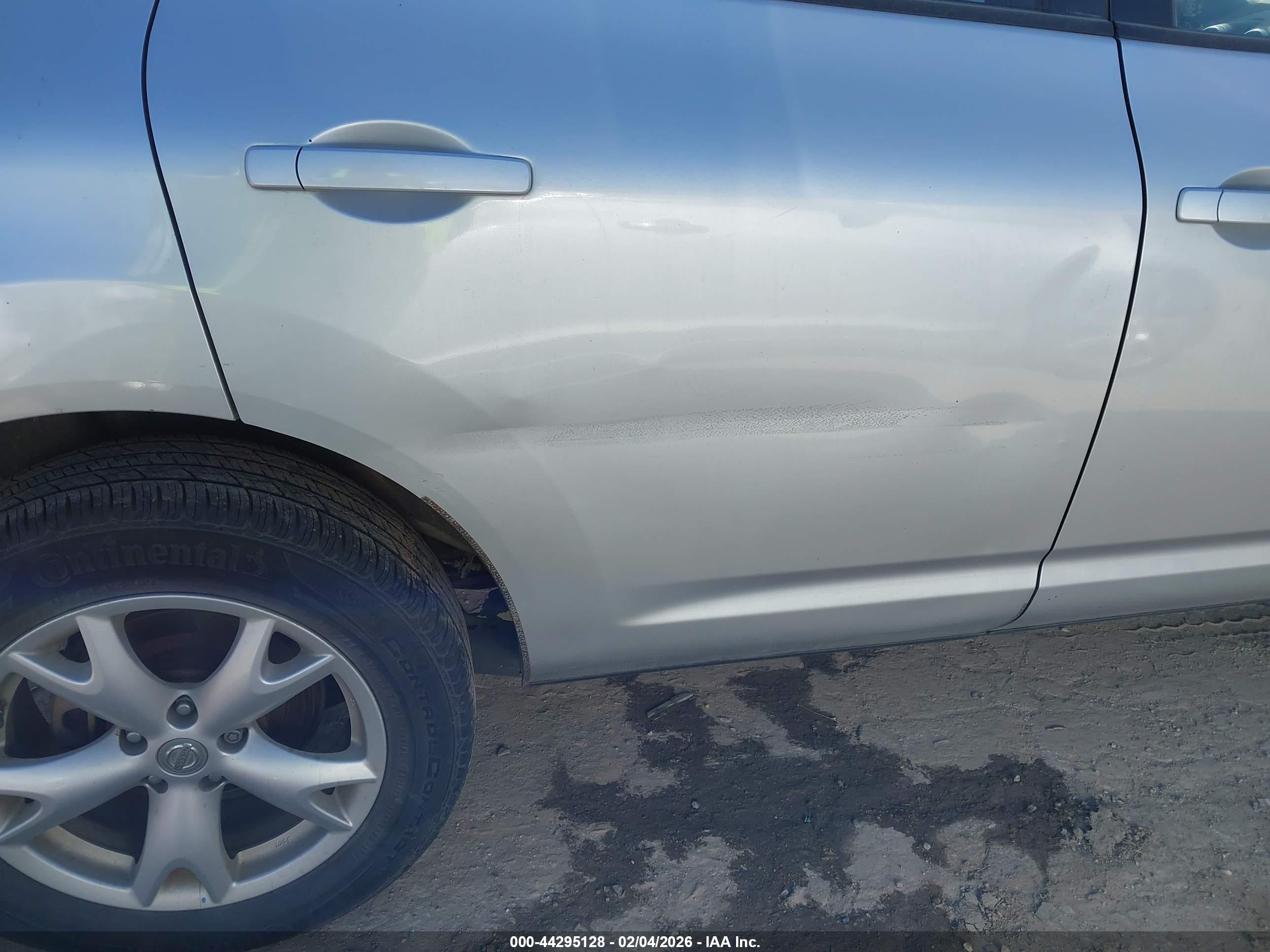 NISSAN ROGUE image 6