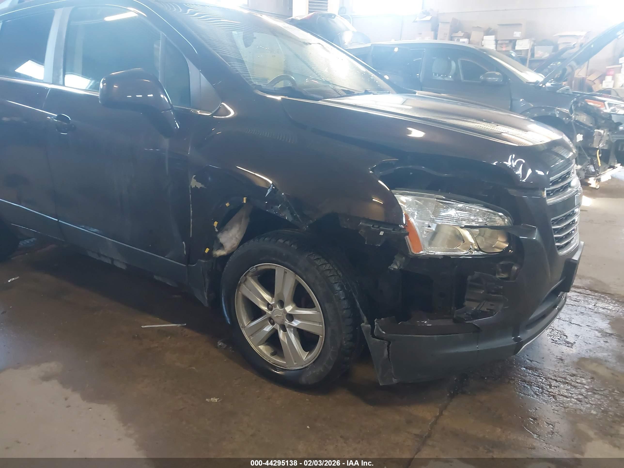 CHEVROLET TRAX image 6