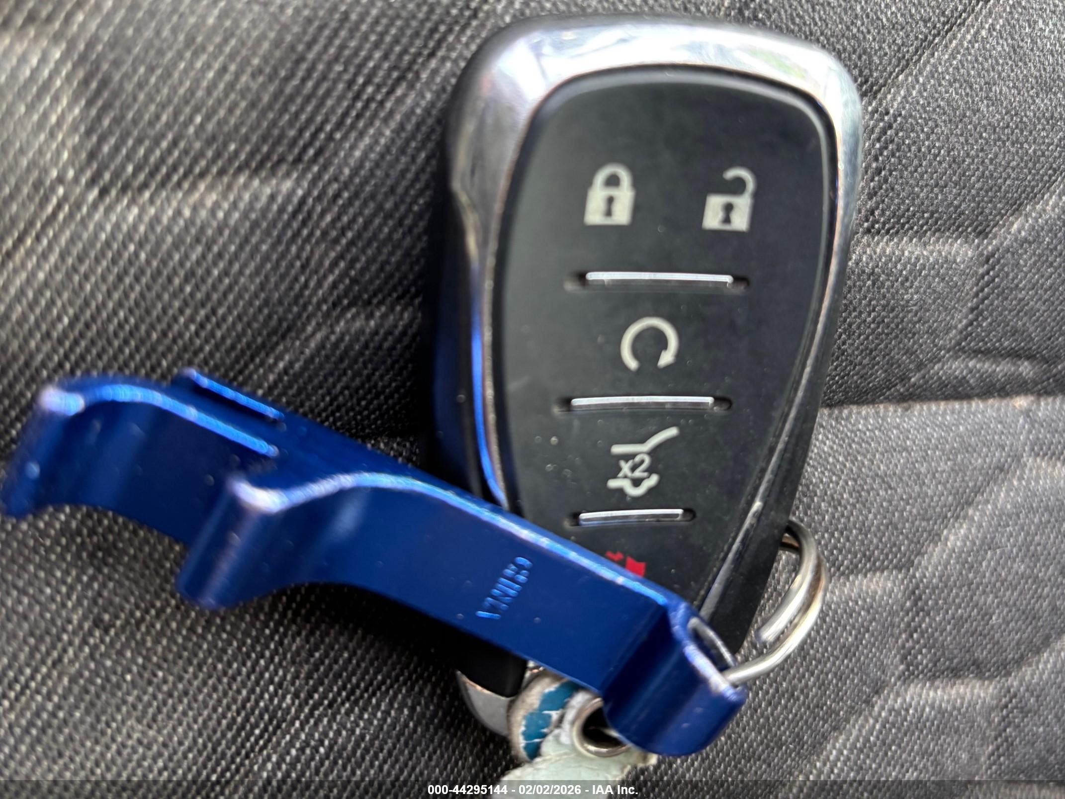 CHEVROLET EQUINOX image 11