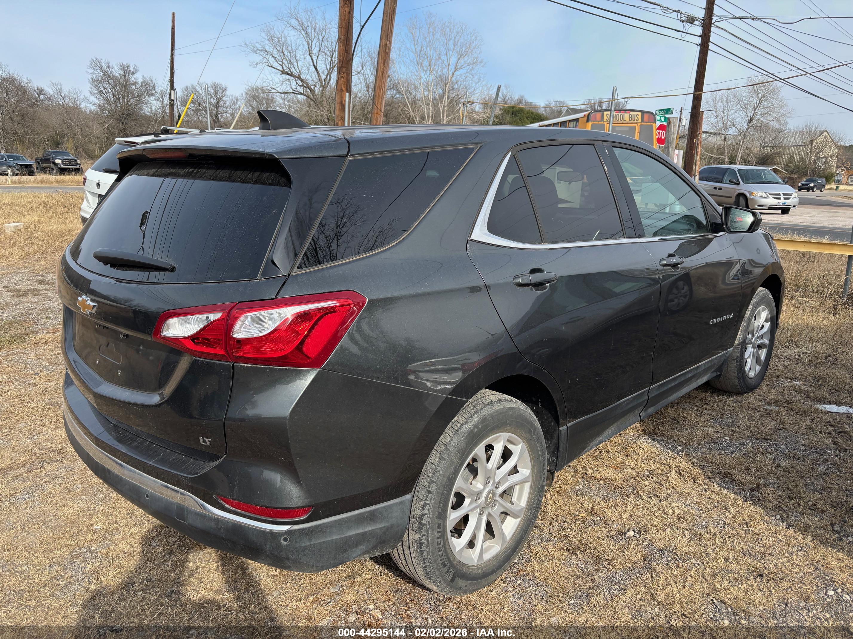 CHEVROLET EQUINOX image 4