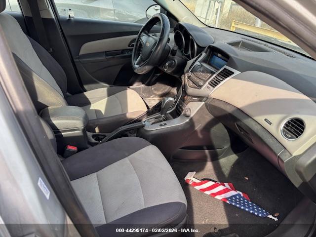 CHEVROLET CRUZE image 5