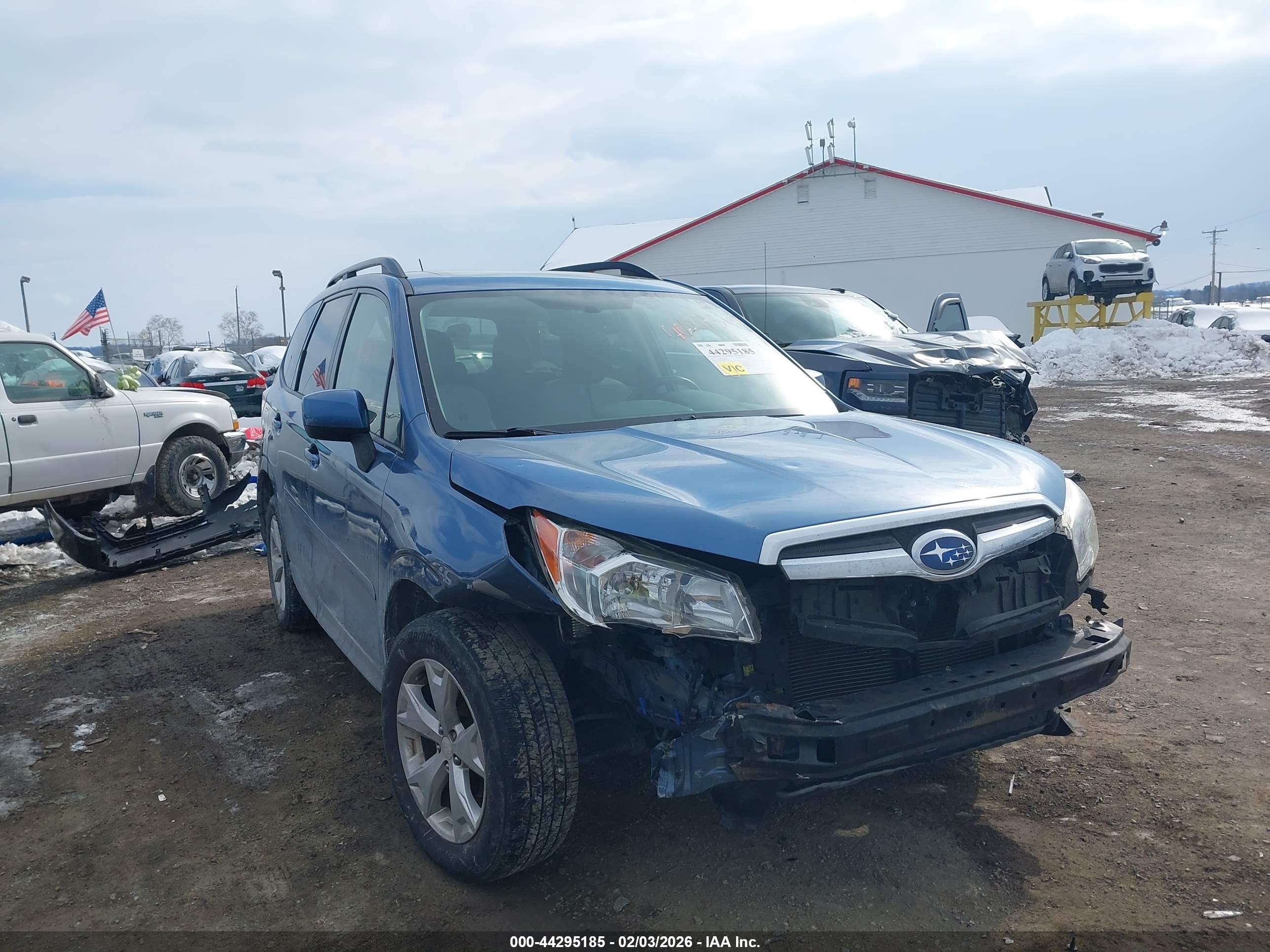 SUBARU FORESTER image 6