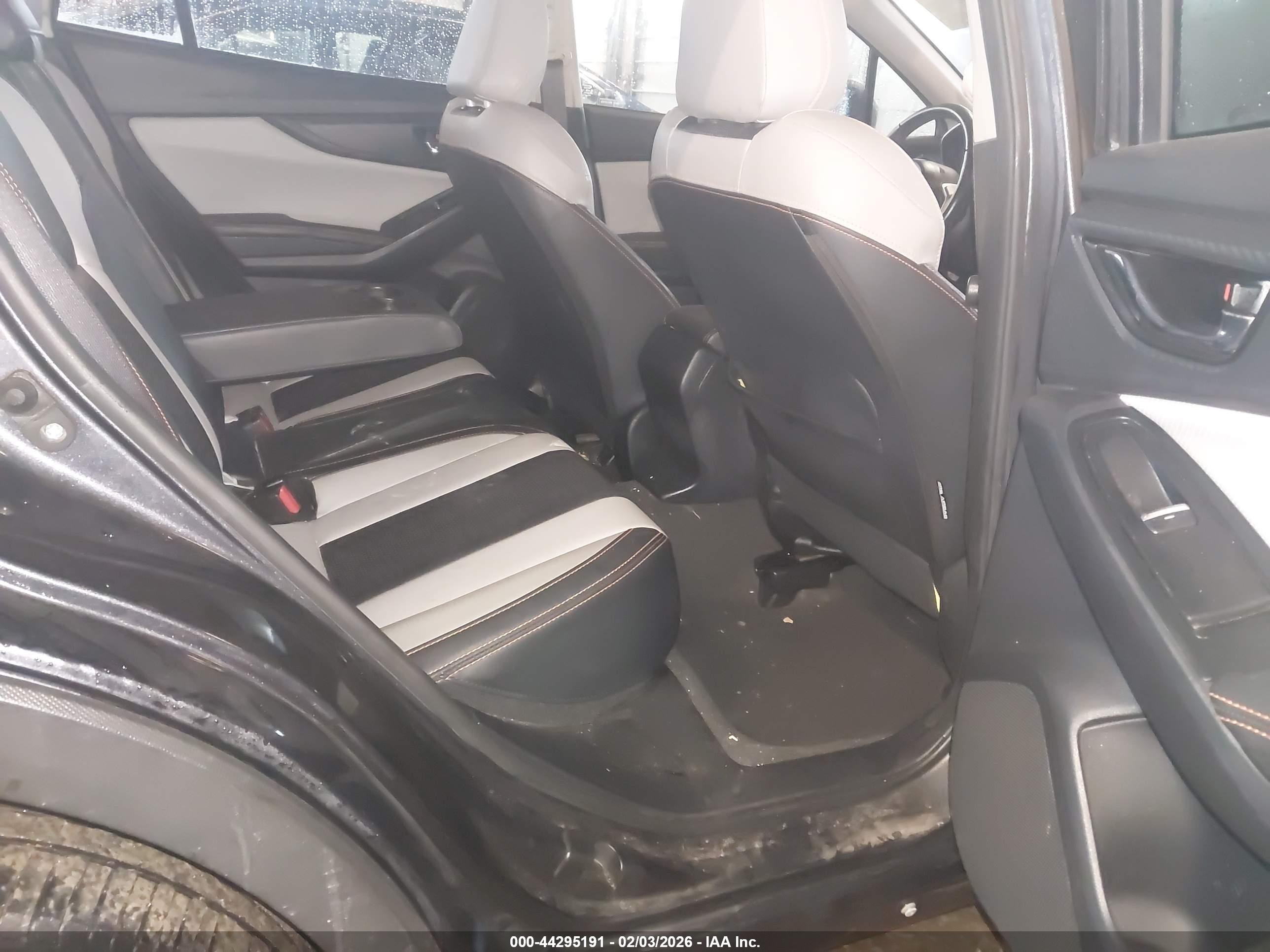 SUBARU CROSSTREK image 8