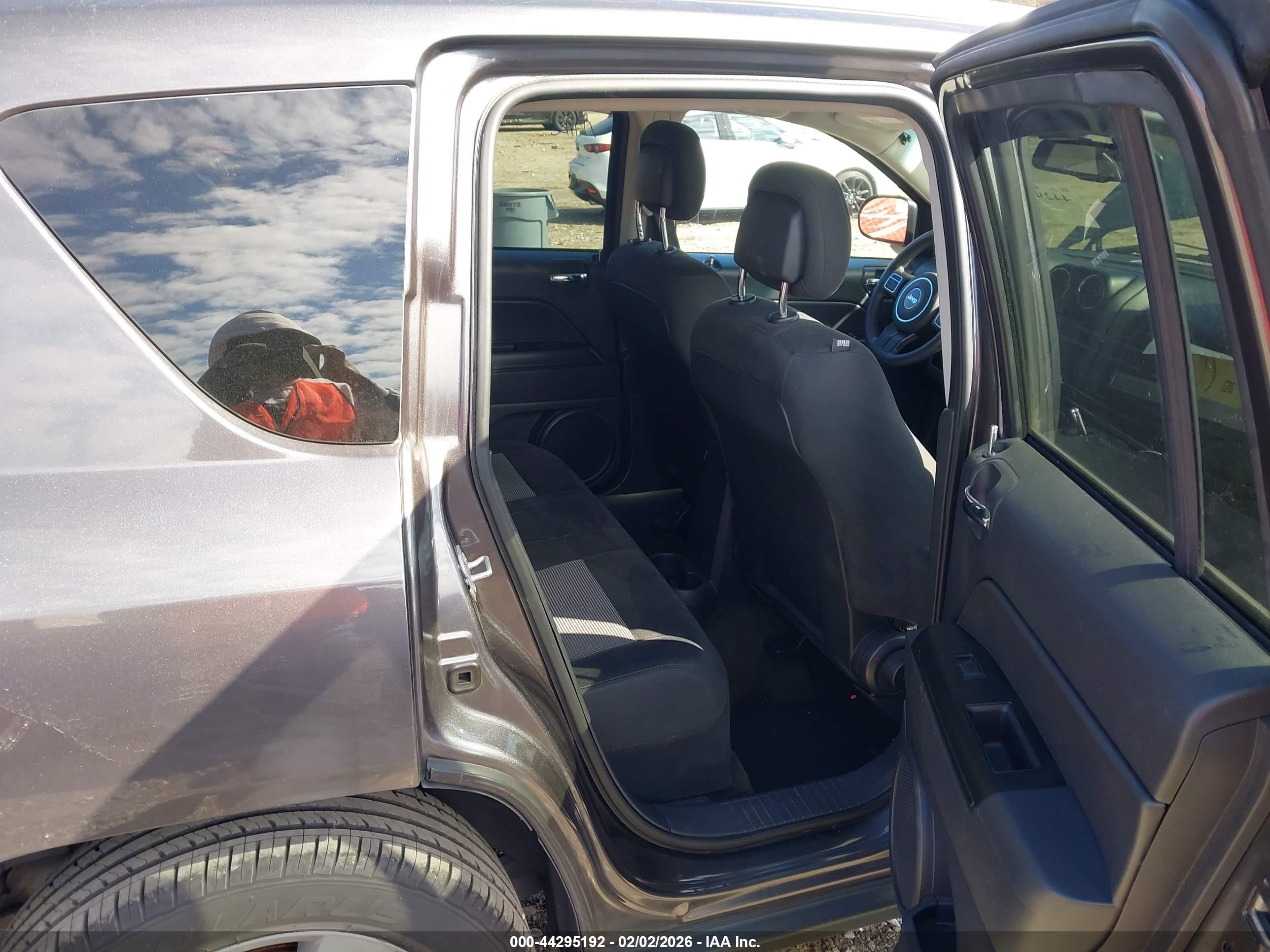JEEP COMPASS image 8