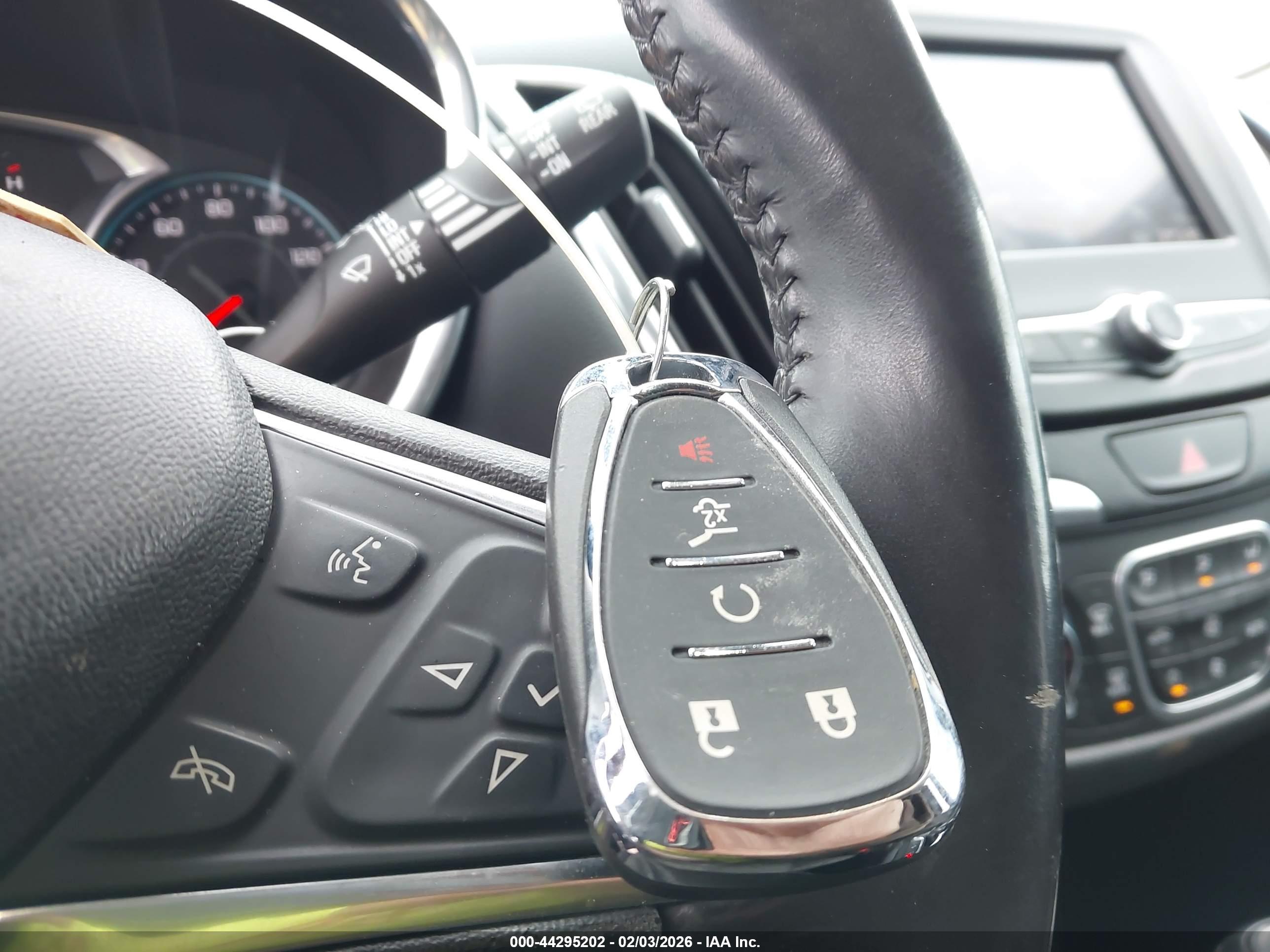 CHEVROLET EQUINOX image 11