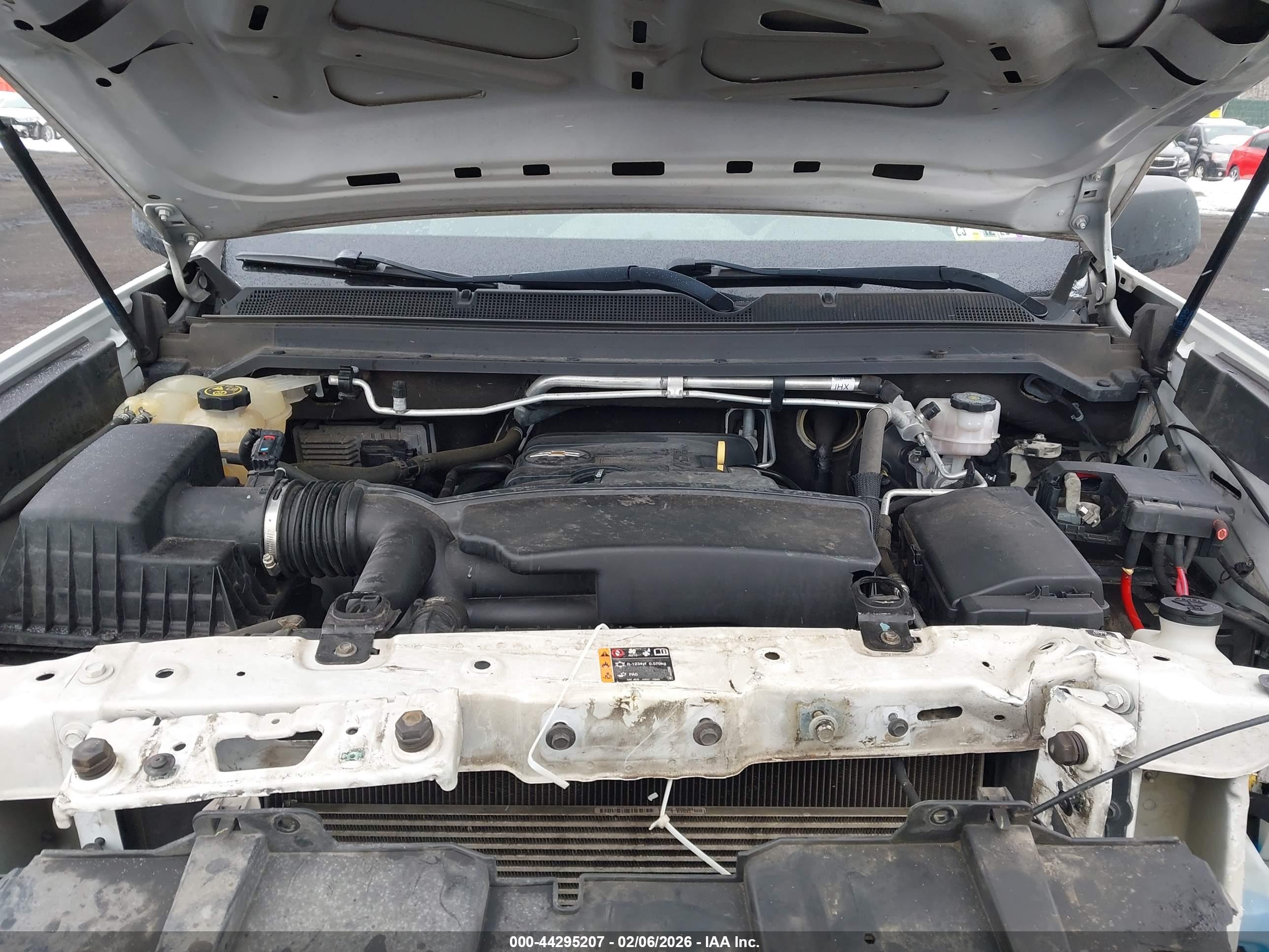 CHEVROLET COLORADO image 10