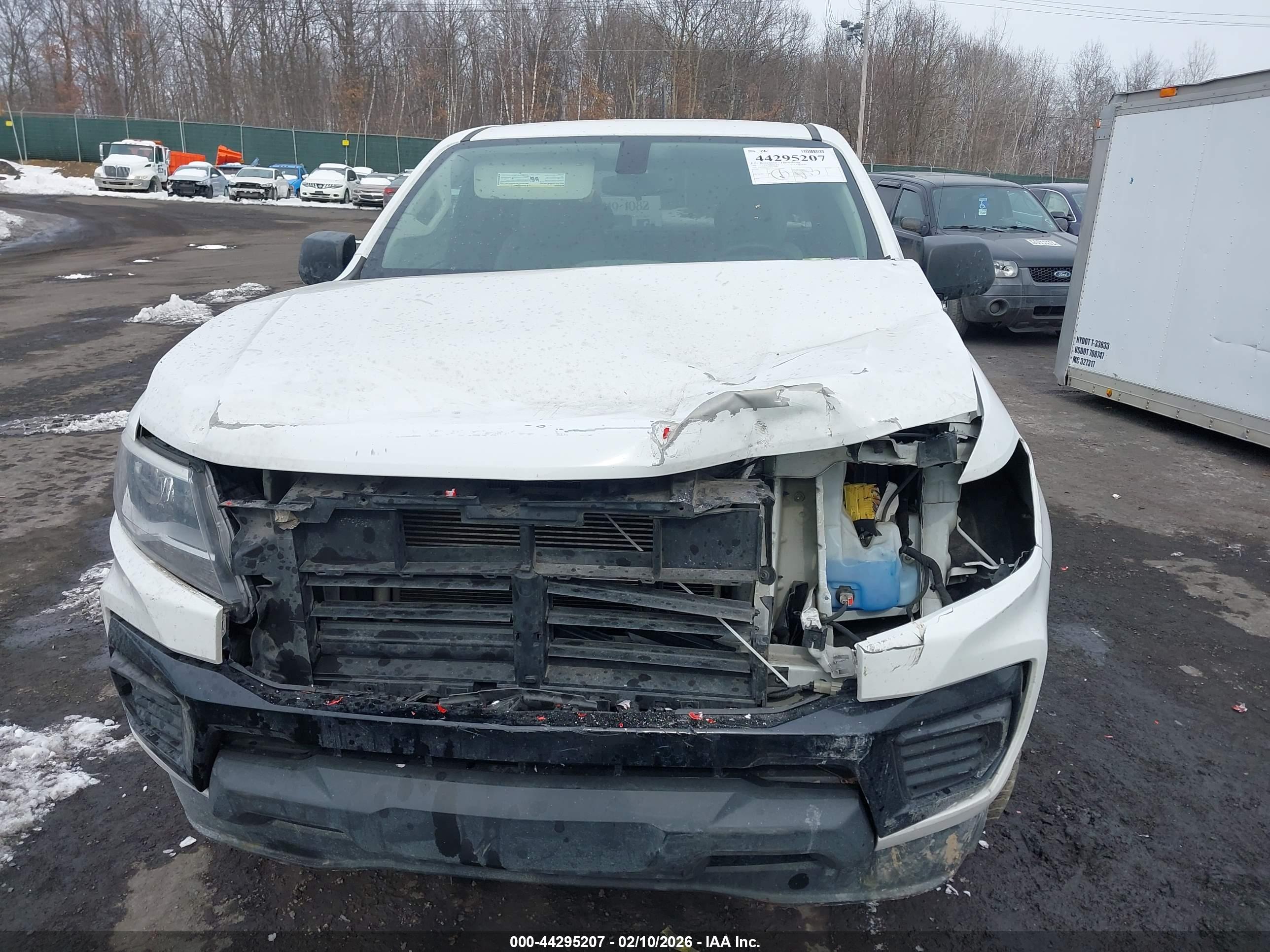 CHEVROLET COLORADO image 6