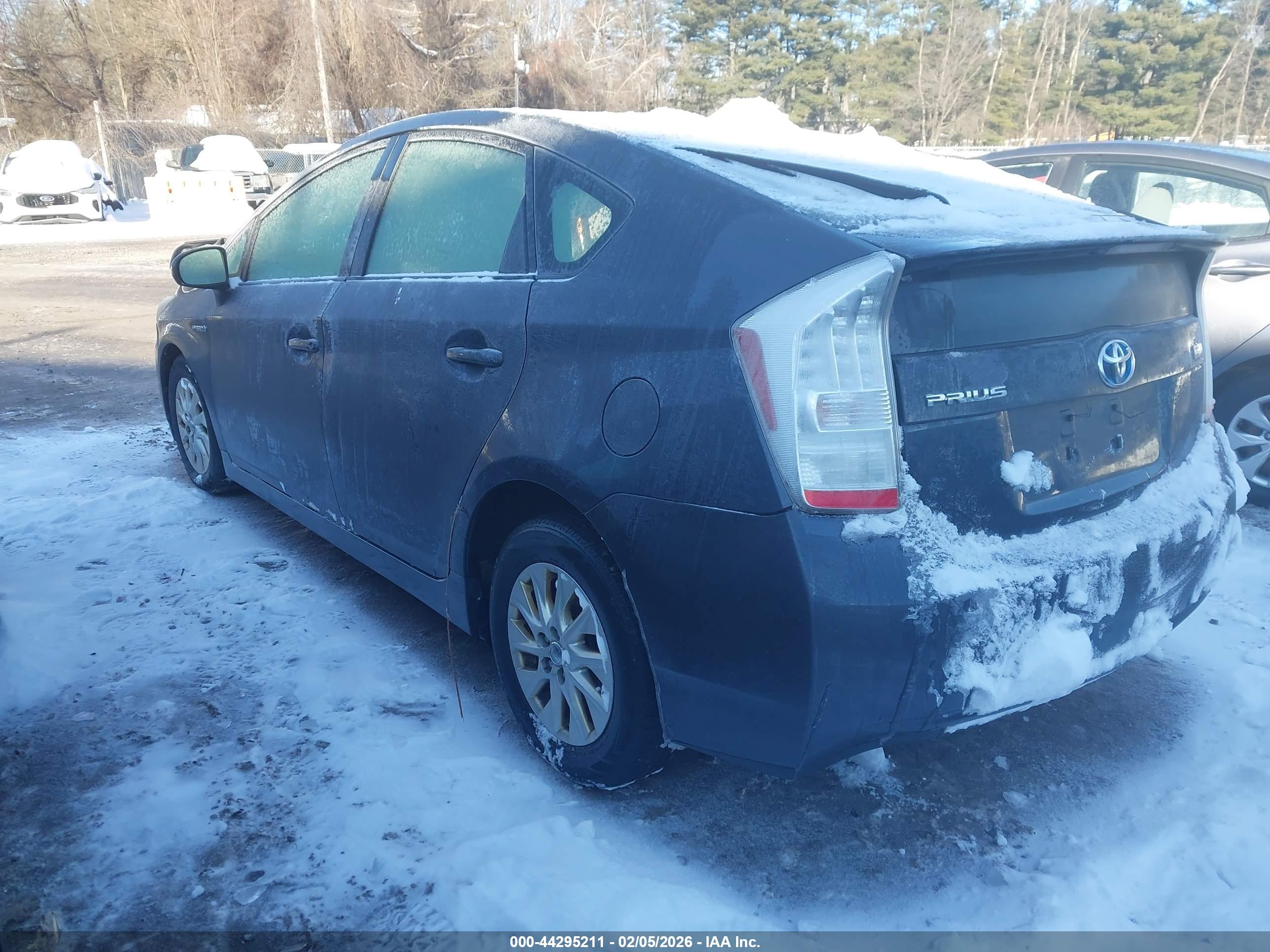 TOYOTA PRIUS image 3