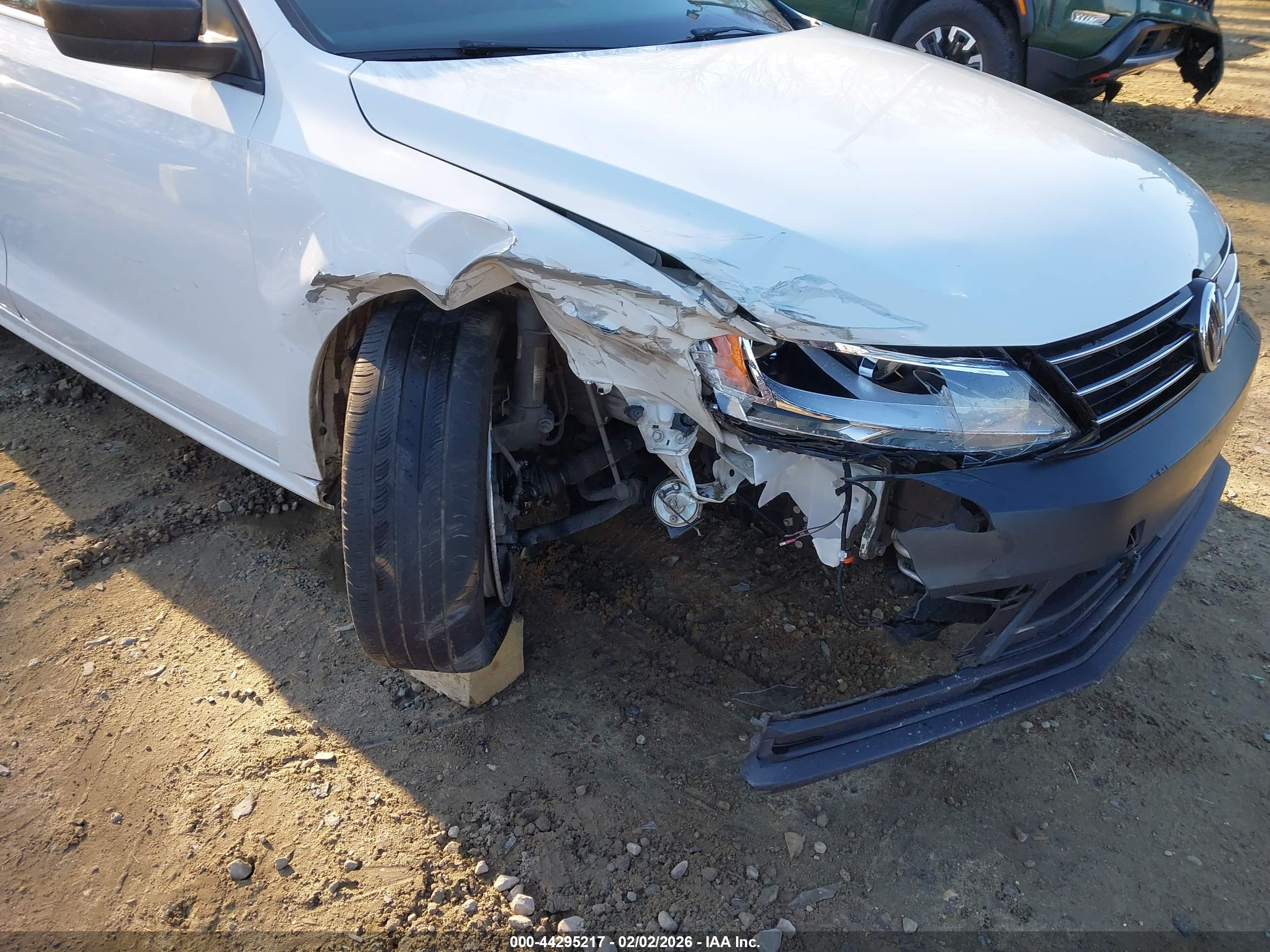 VOLKSWAGEN JETTA image 6