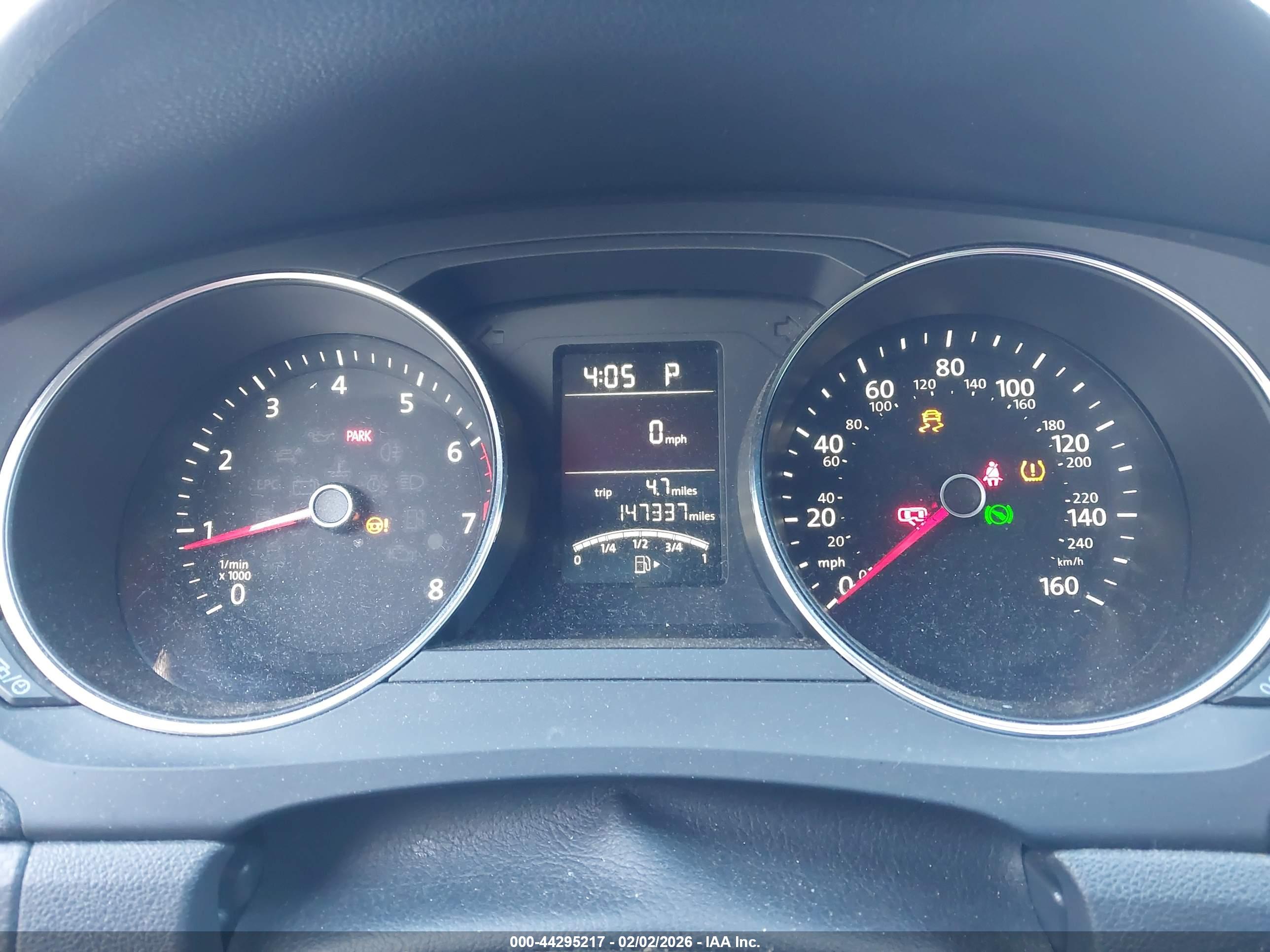 VOLKSWAGEN JETTA image 7