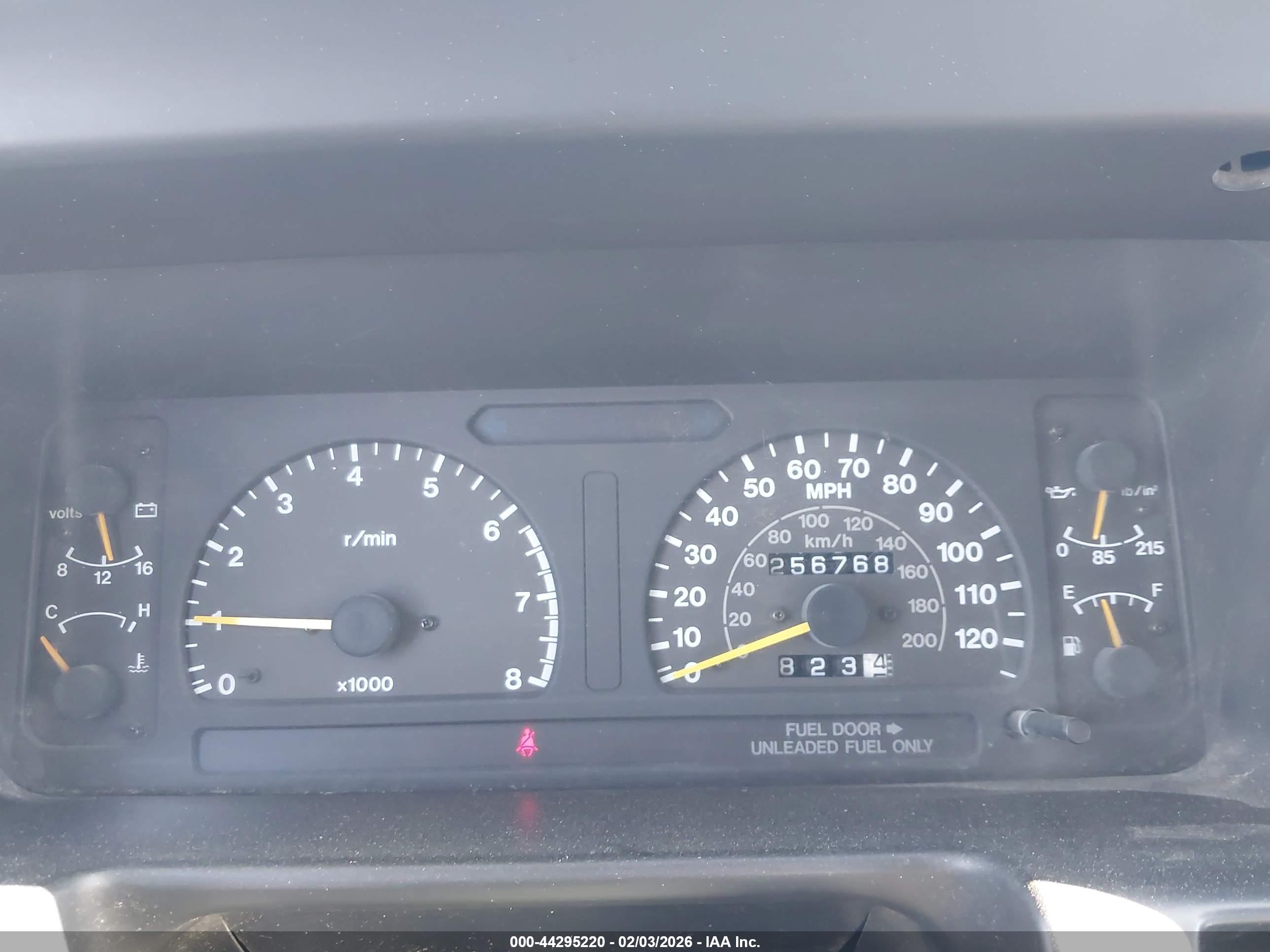 ISUZU TROOPER image 7