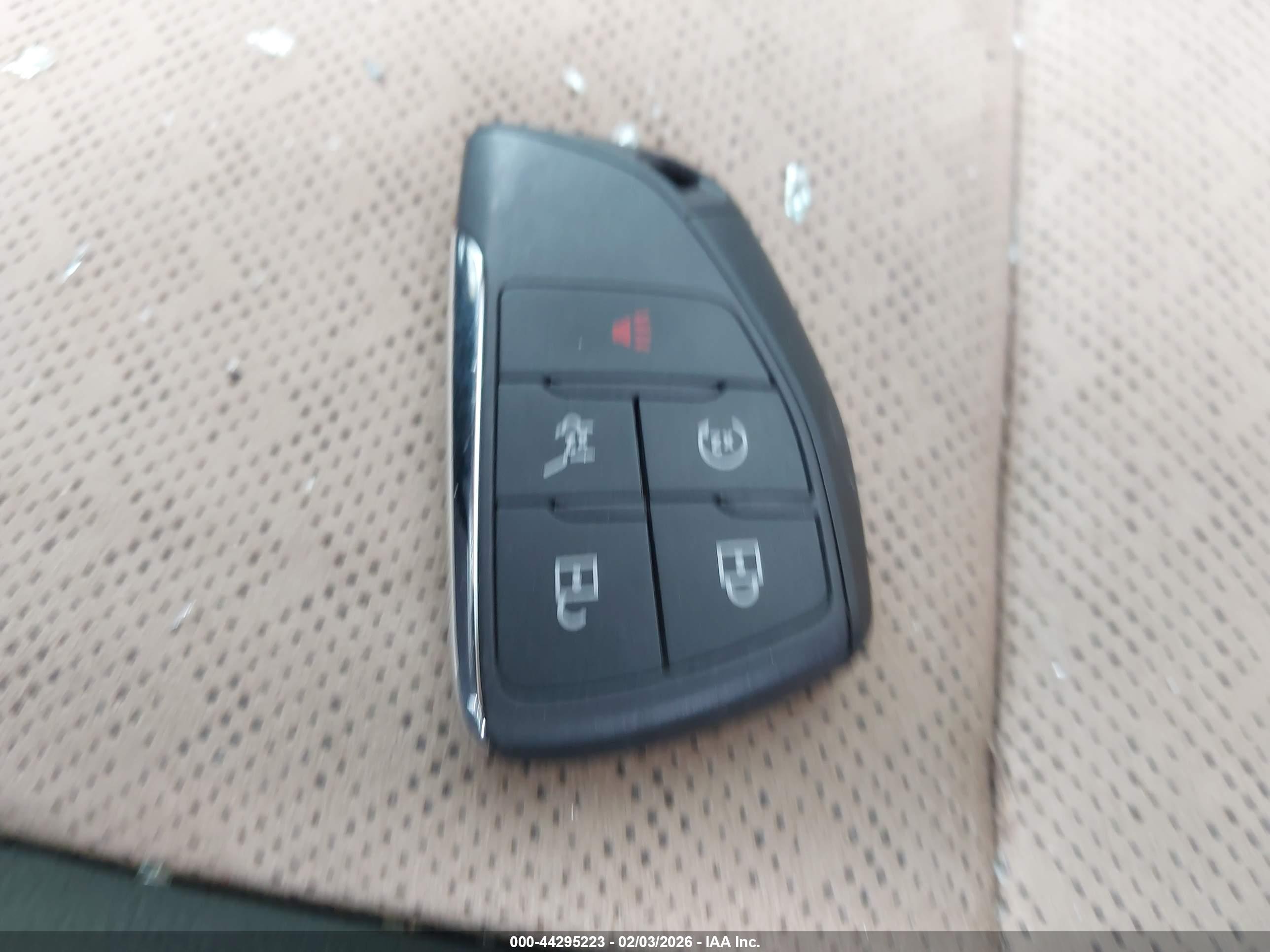 CHEVROLET EQUINOX image 11