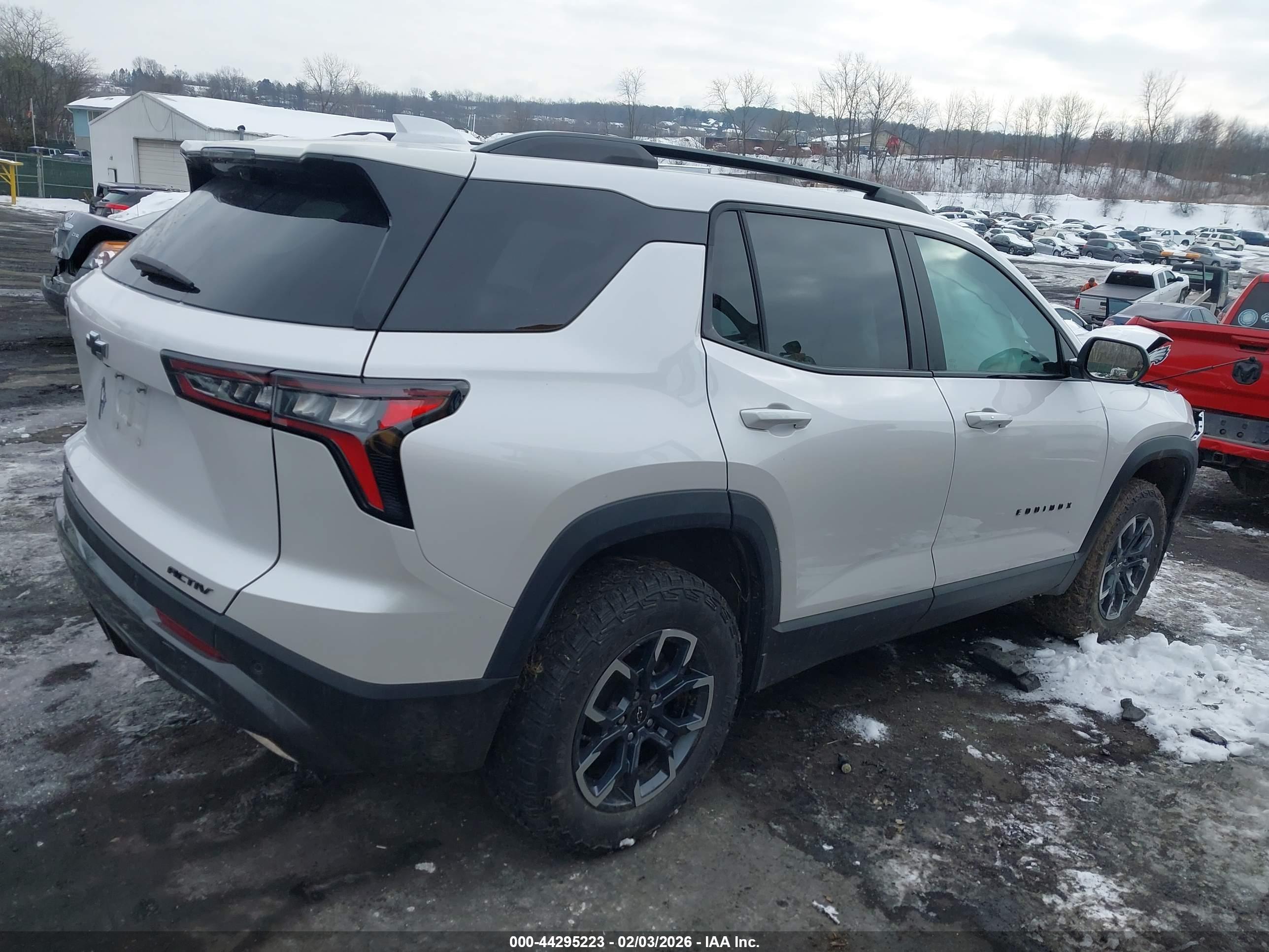 CHEVROLET EQUINOX image 4