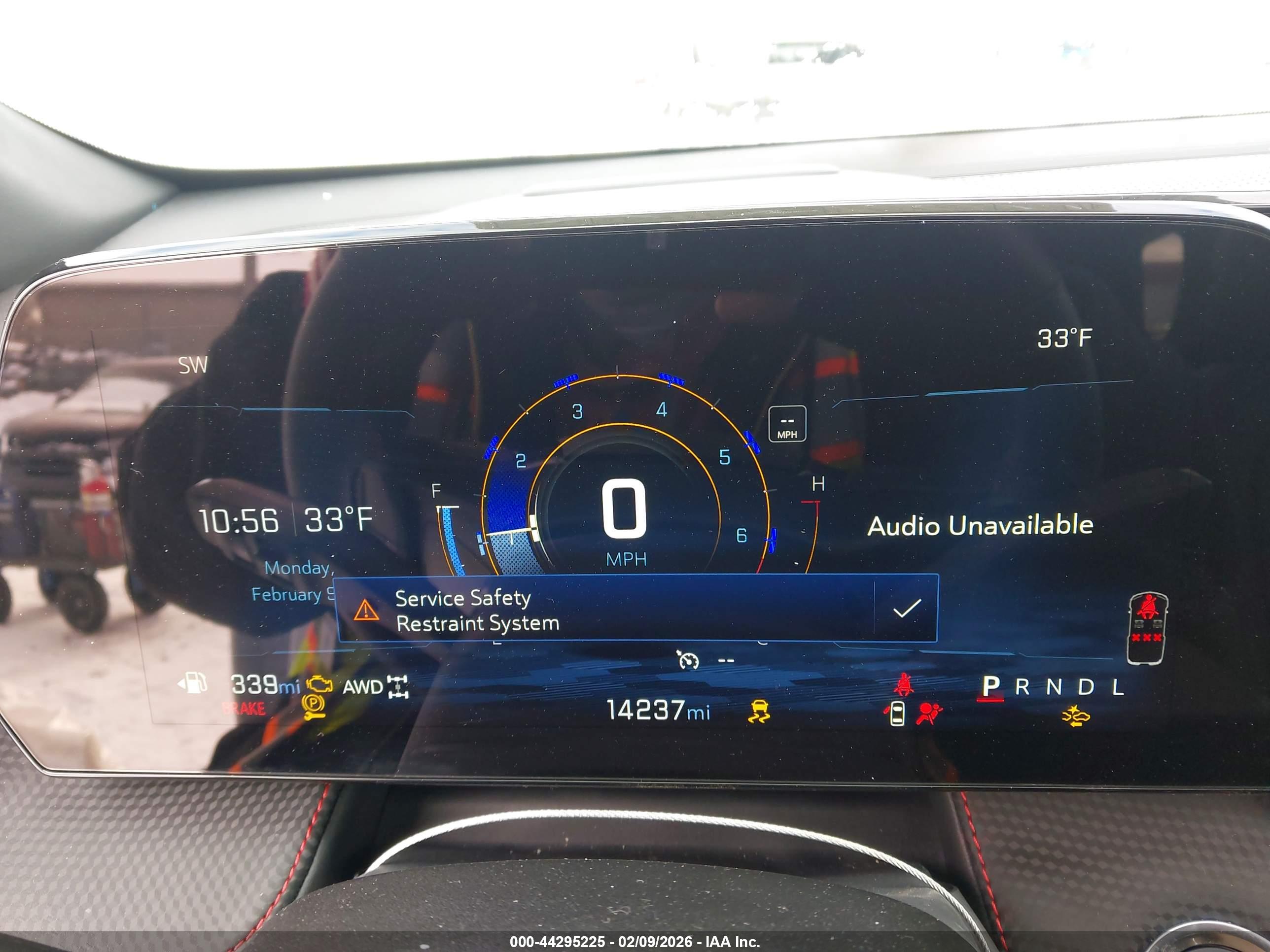 CHEVROLET EQUINOX image 7