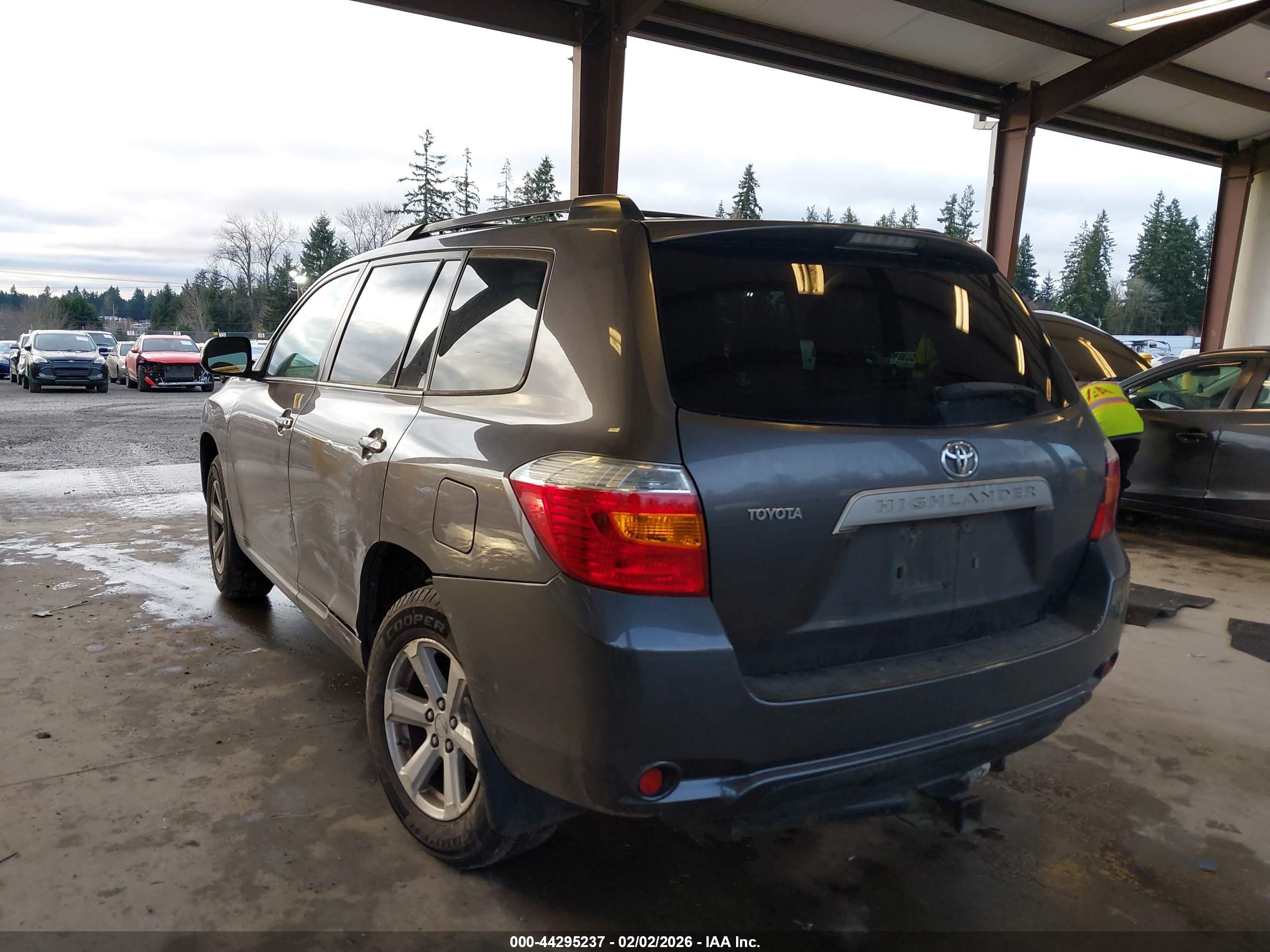 TOYOTA HIGHLANDER image 6