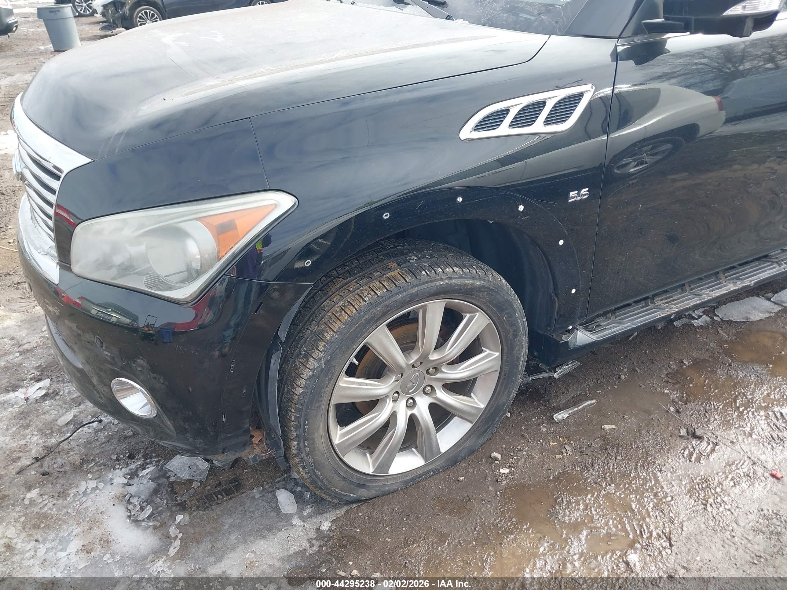 INFINITI QX80 image 6