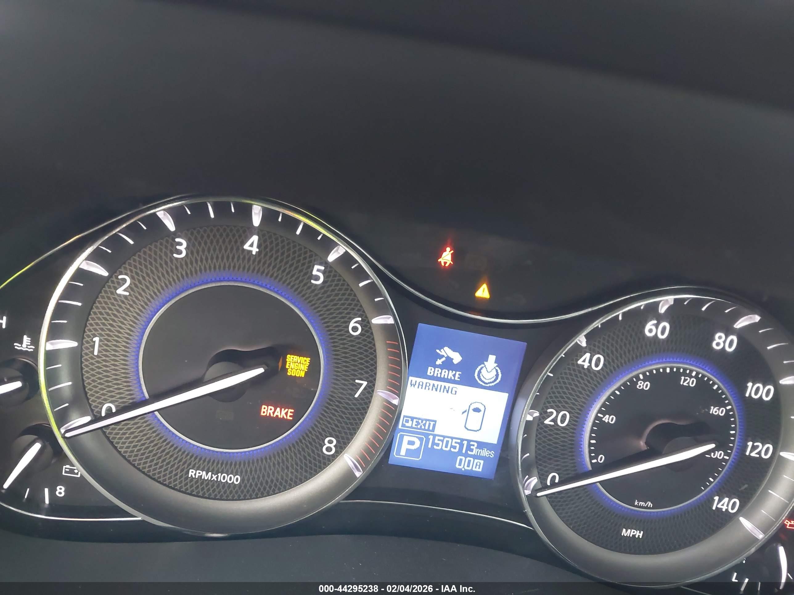 INFINITI QX80 image 7