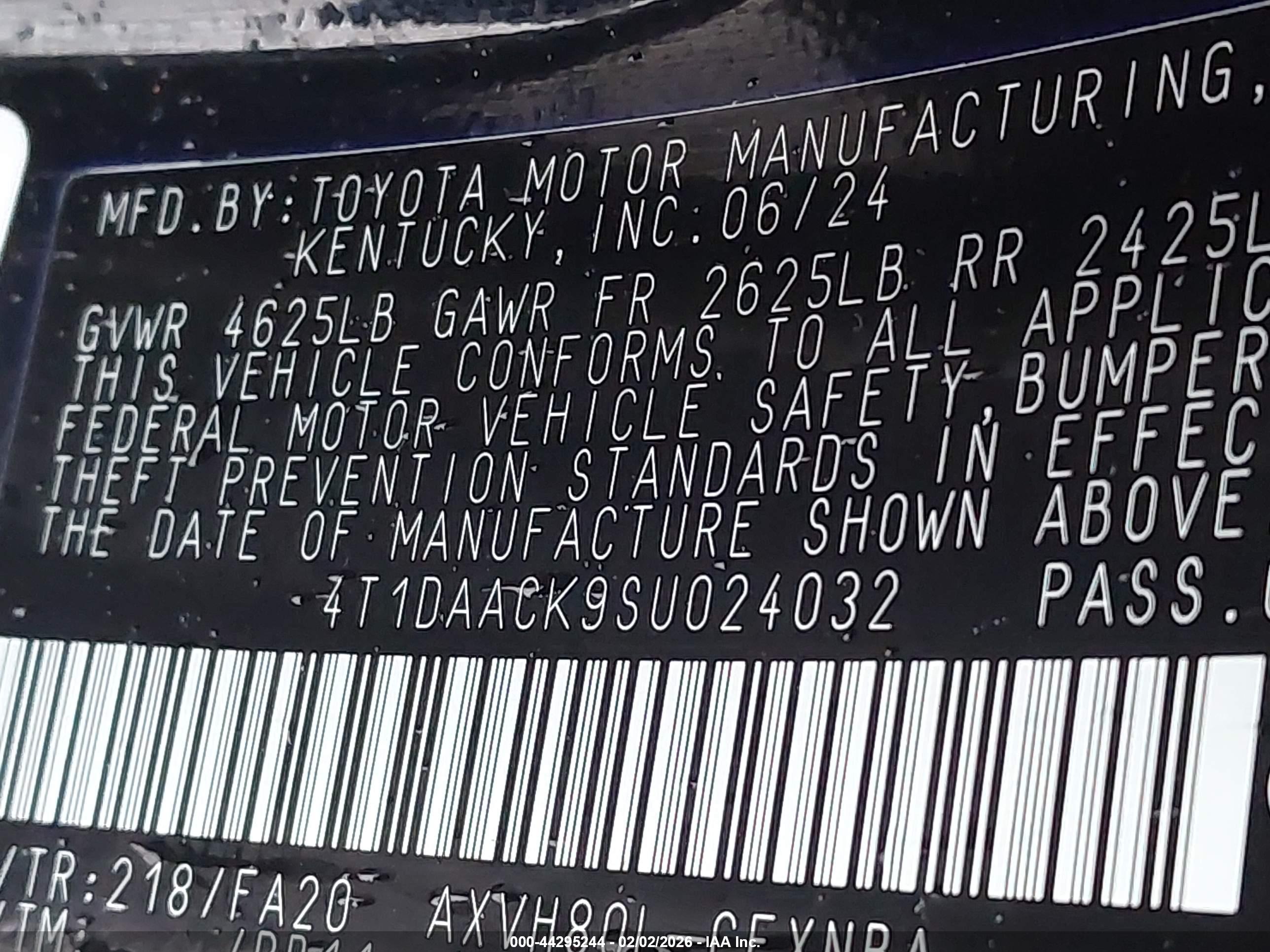 TOYOTA CAMRY image 9