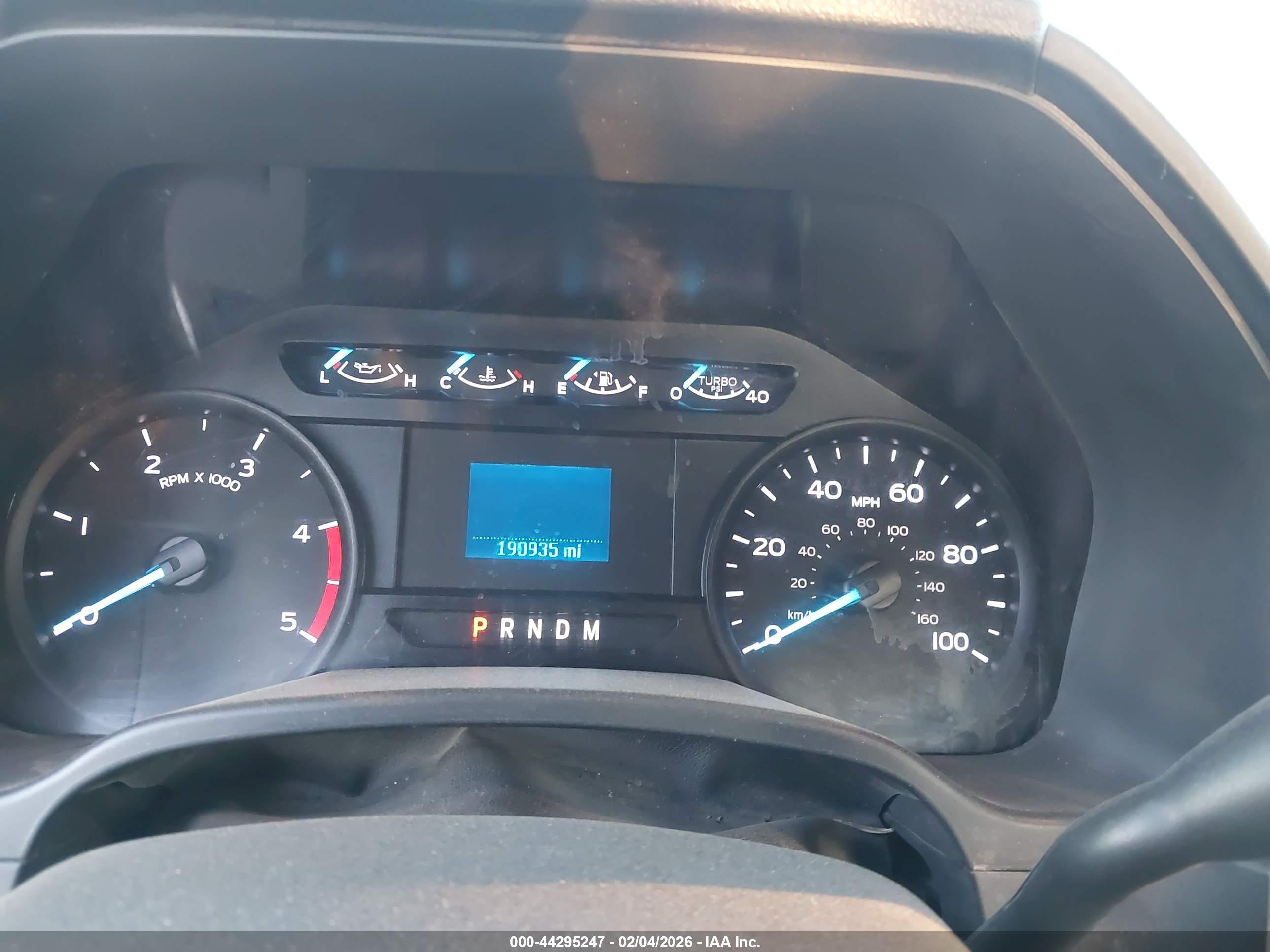 FORD F-450 image 6