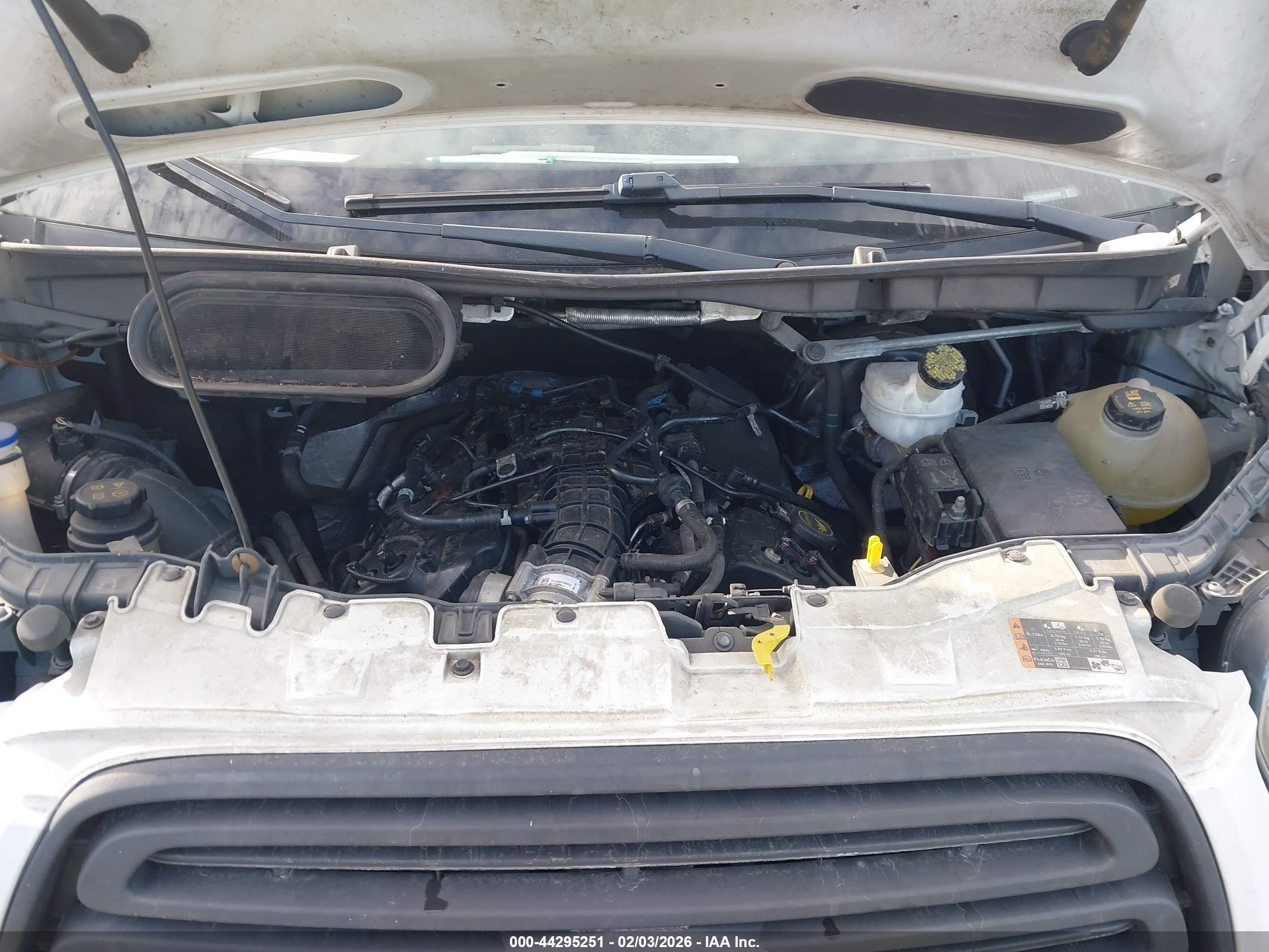 FORD TRANSIT-250 image 10