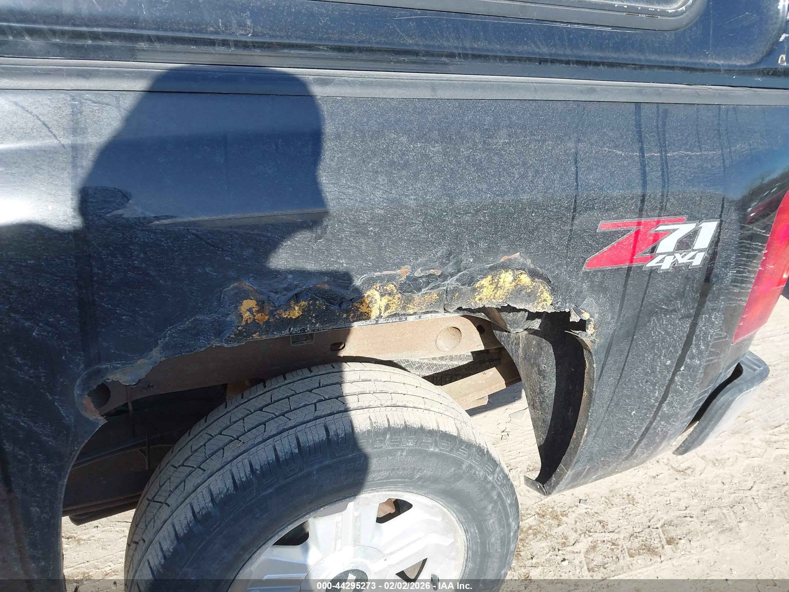 CHEVROLET SILVERADO image 6