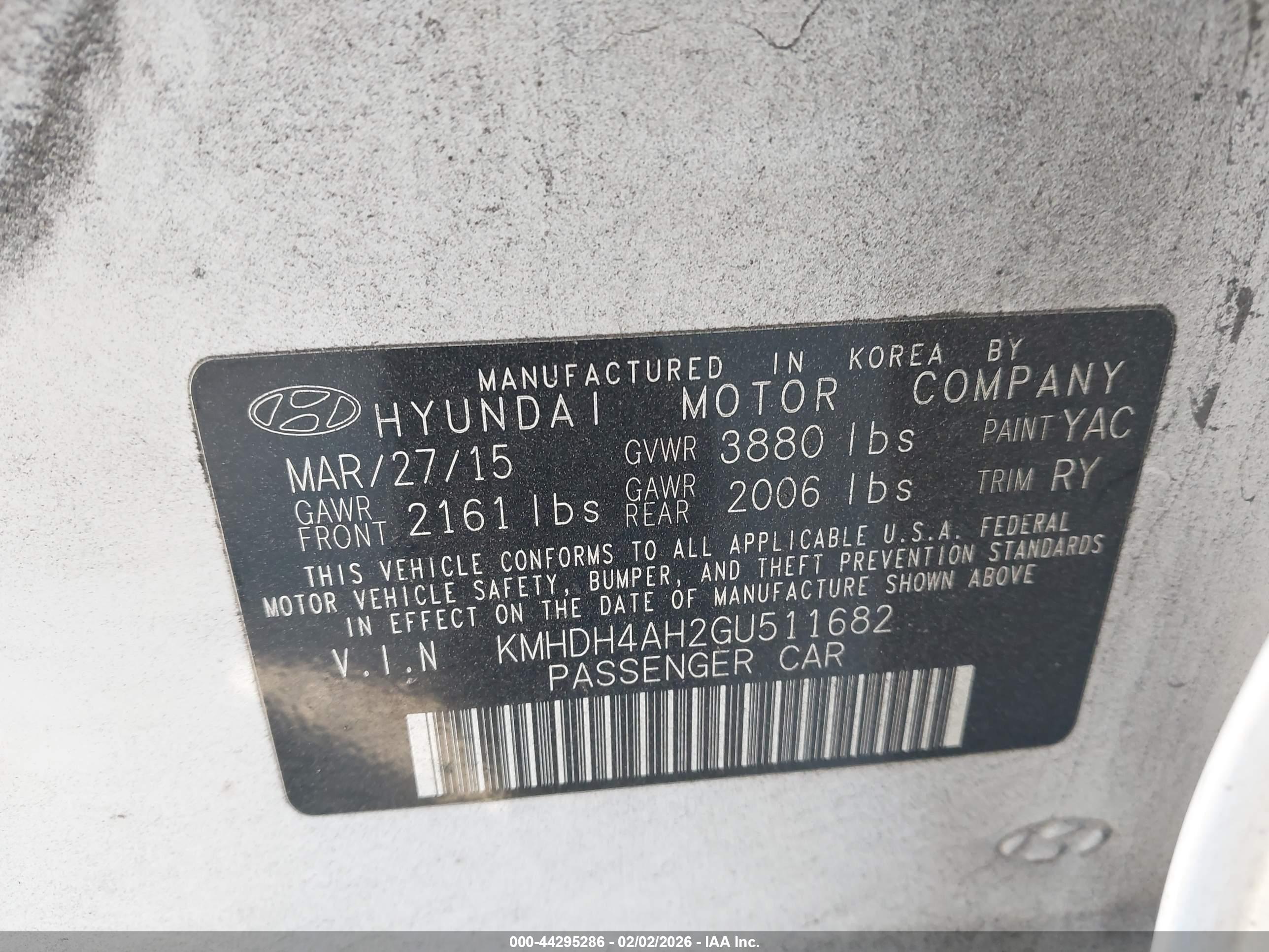 HYUNDAI ELANTRA image 9